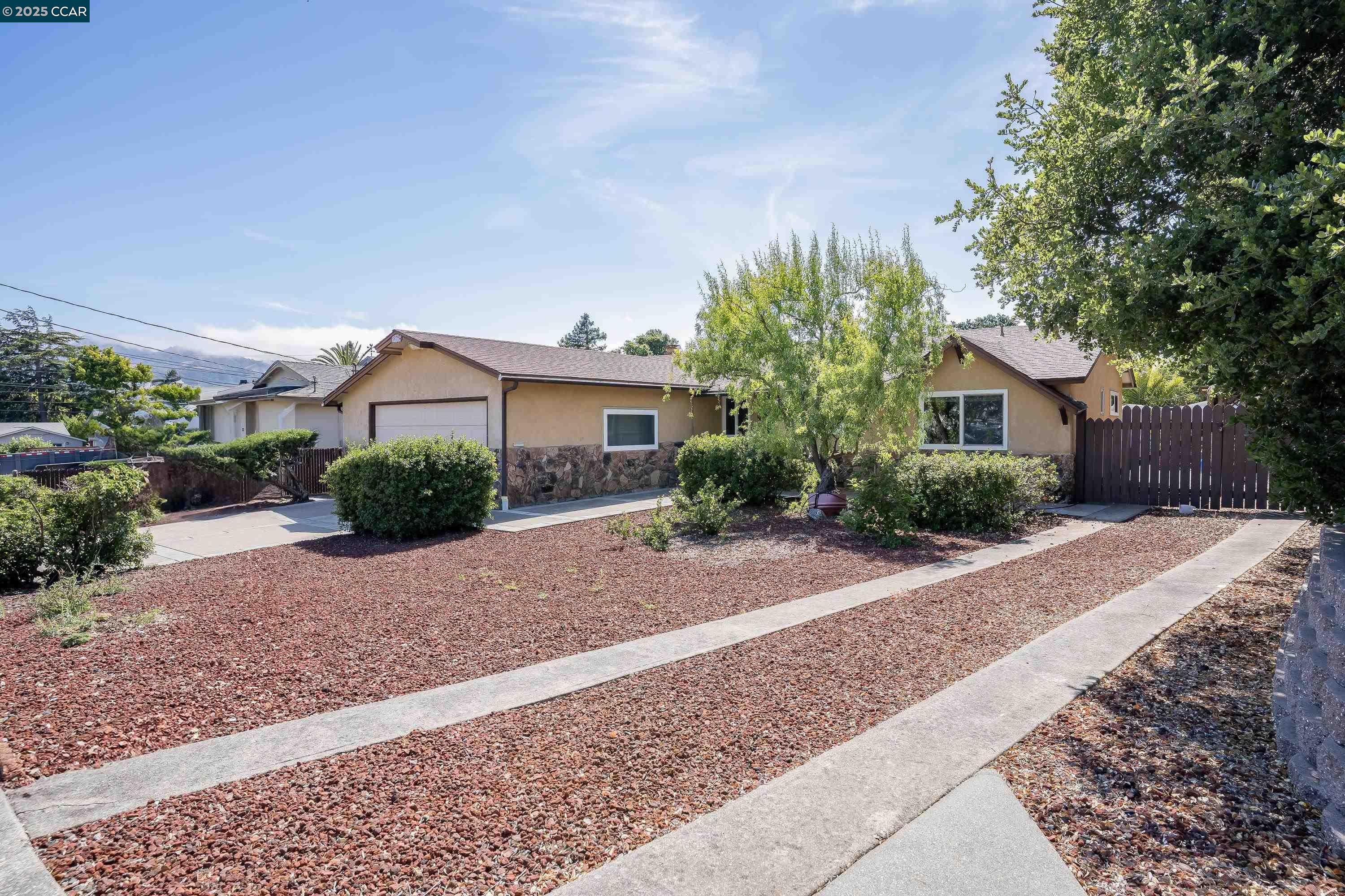 Detail Gallery Image 1 of 1 For 19 Estates Dr, Novato,  CA 94947 - 3 Beds | 2 Baths