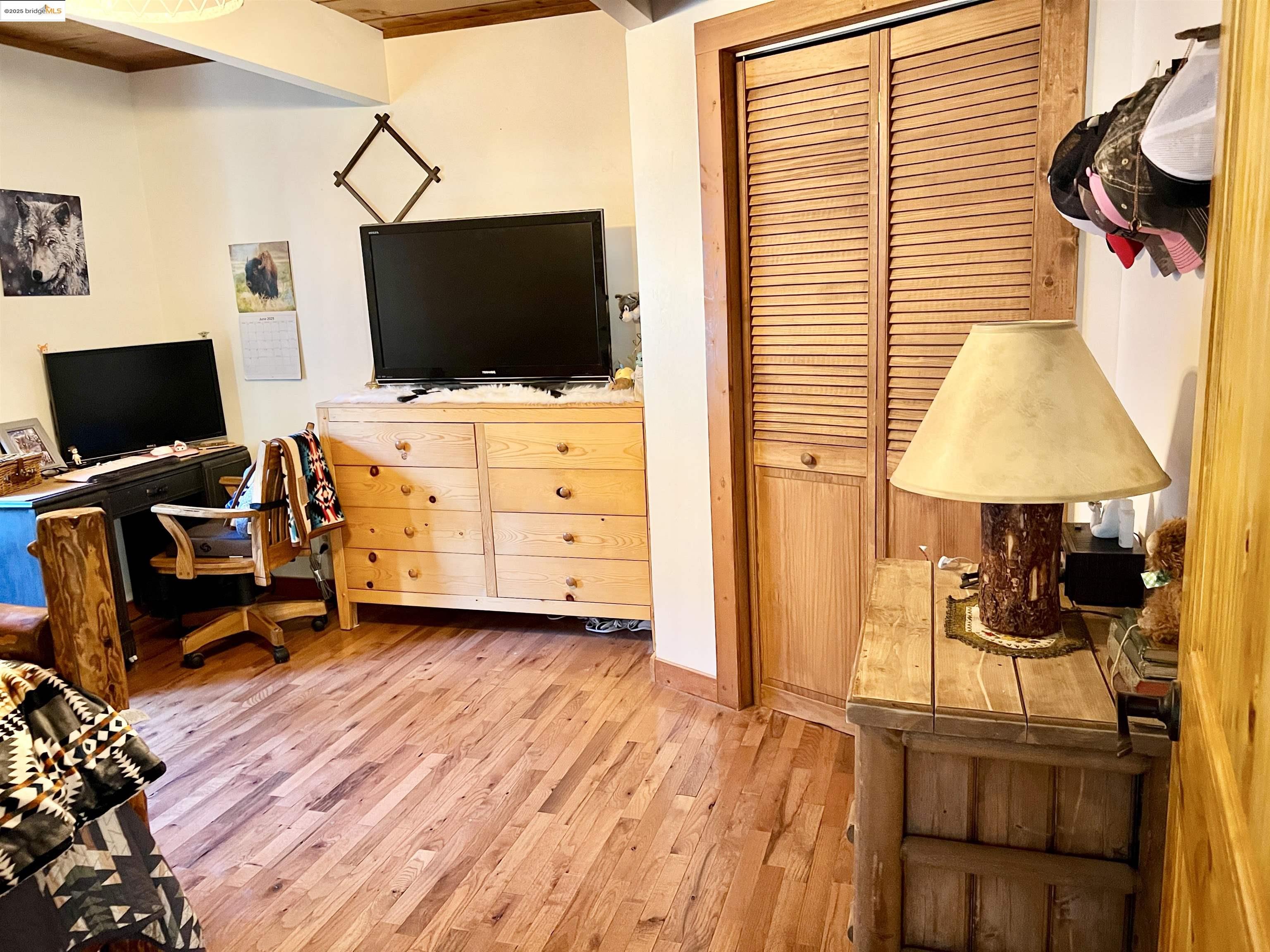 Detail Gallery Image 14 of 39 For 24086 Lama Hisum Road, Mi Wuk Village,  CA 95346 - 3 Beds | 2/1 Baths