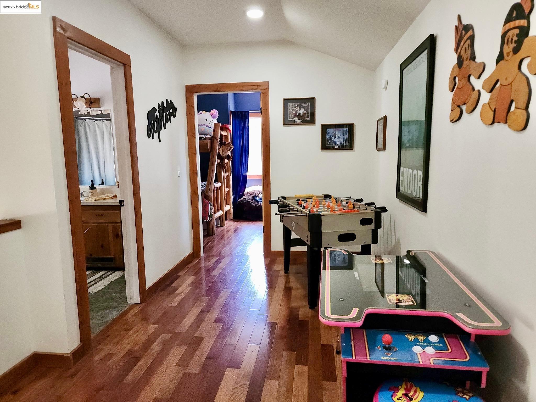 Detail Gallery Image 20 of 39 For 24086 Lama Hisum Road, Mi Wuk Village,  CA 95346 - 3 Beds | 2/1 Baths