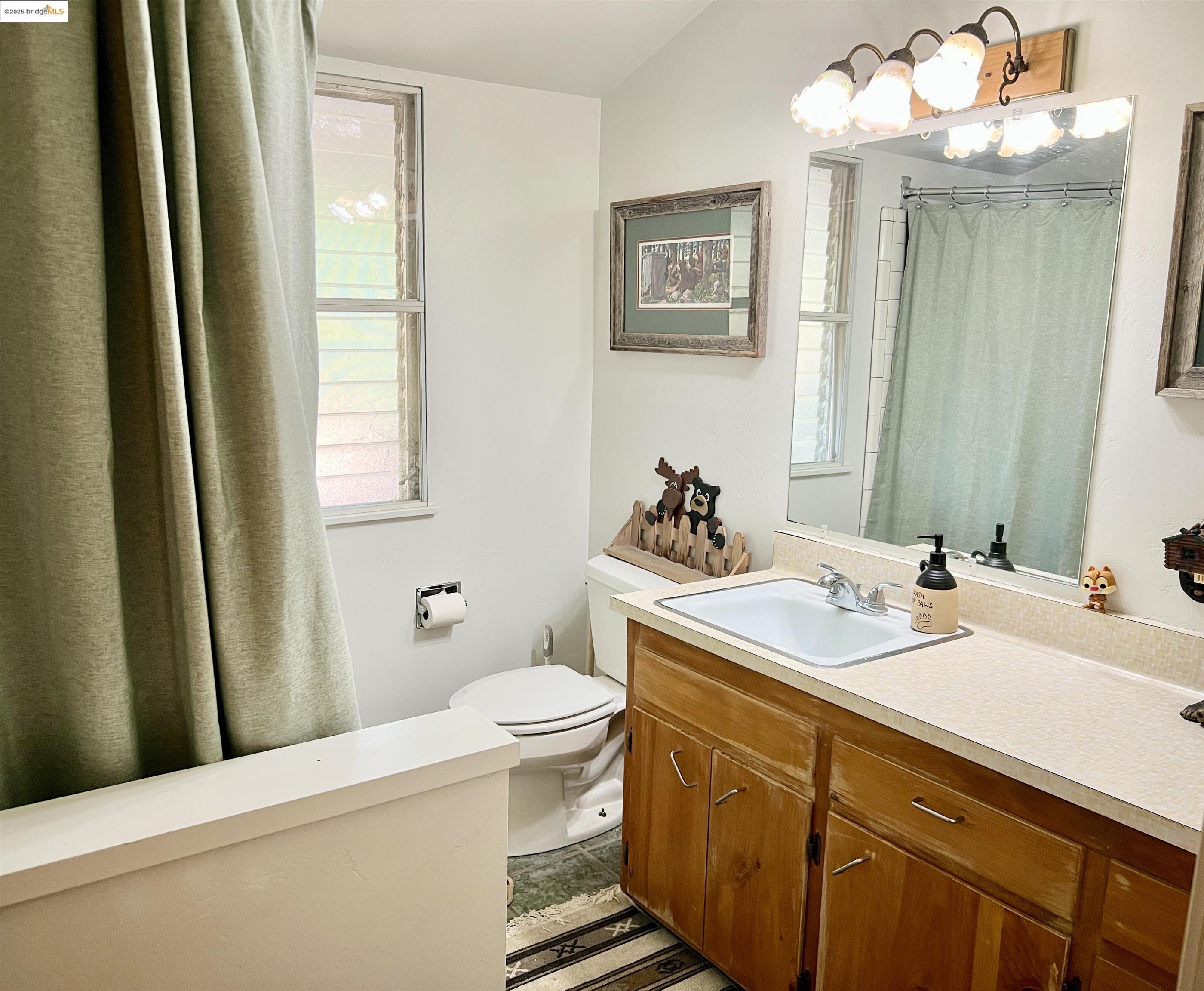 Detail Gallery Image 25 of 39 For 24086 Lama Hisum Road, Mi Wuk Village,  CA 95346 - 3 Beds | 2/1 Baths