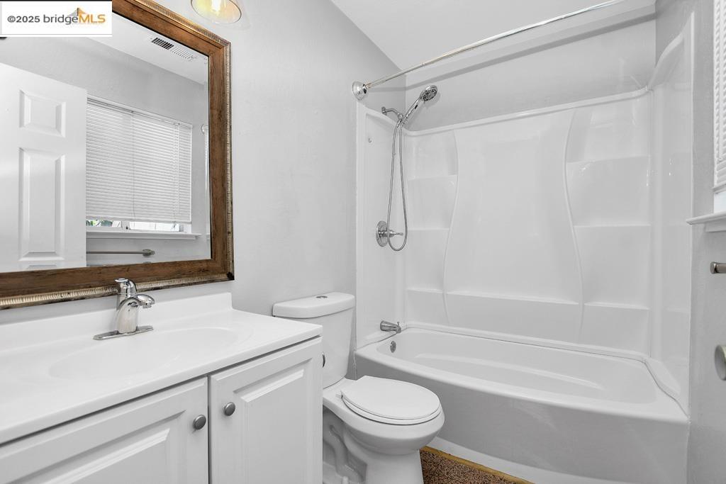 Detail Gallery Image 13 of 26 For 2740 14th St, San Pablo,  CA 94806 - 3 Beds | 2 Baths