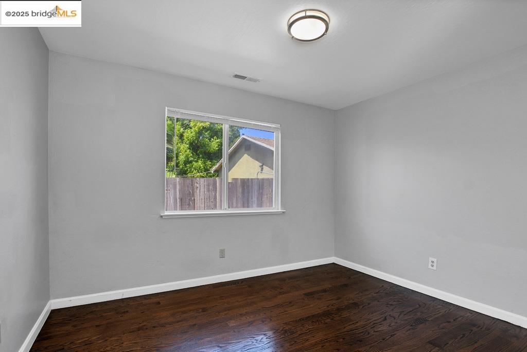 Detail Gallery Image 16 of 26 For 2740 14th St, San Pablo,  CA 94806 - 3 Beds | 2 Baths