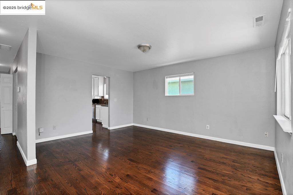 Detail Gallery Image 5 of 26 For 2740 14th St, San Pablo,  CA 94806 - 3 Beds | 2 Baths