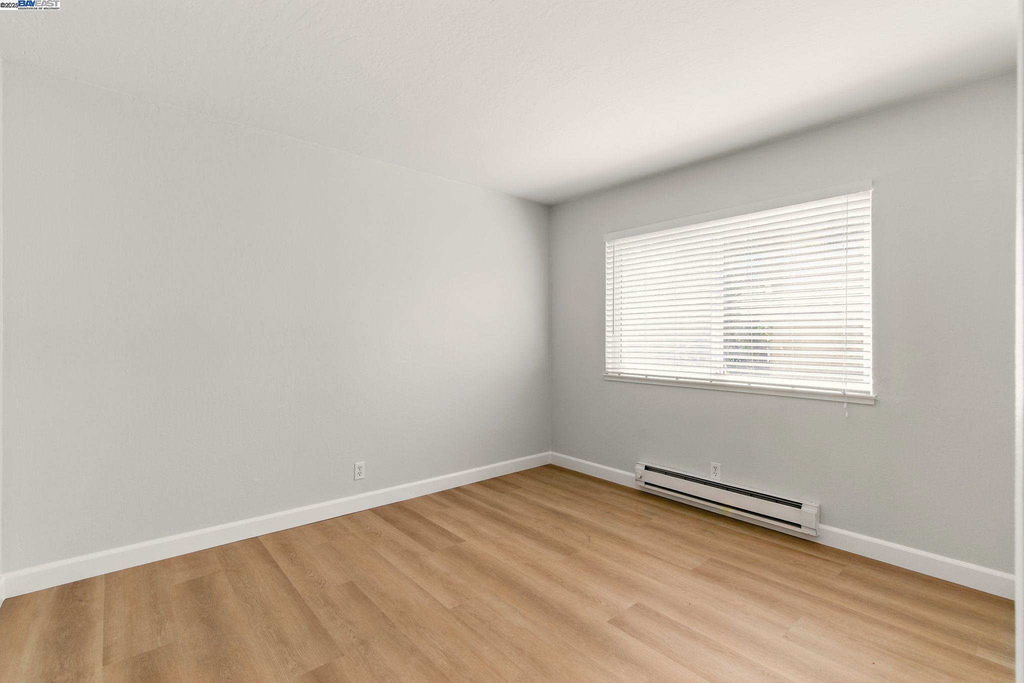 Photo #15: 41101228 Listing: Photo #15