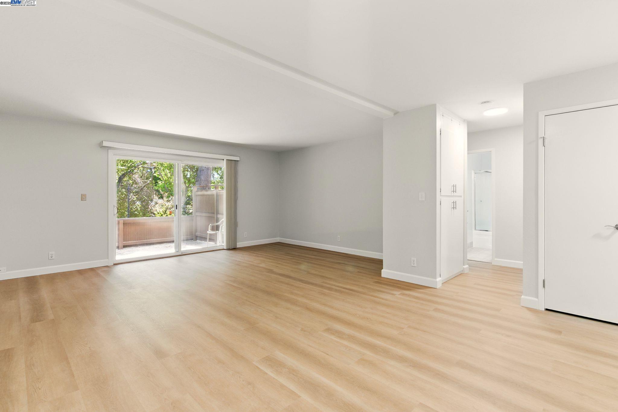 Photo #6: 41101228 Listing: Photo #6