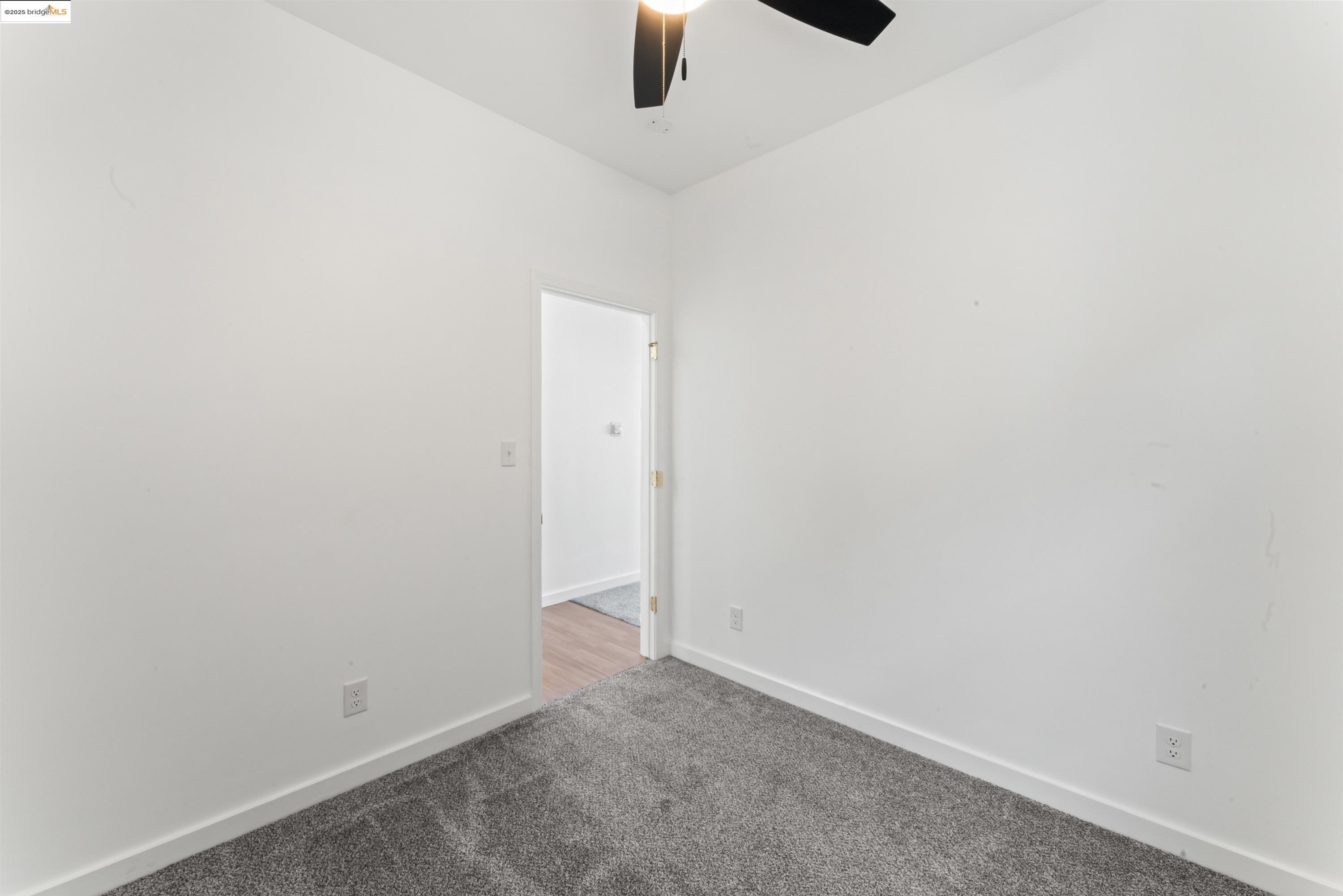 Detail Gallery Image 17 of 22 For 1213 Egbert Avenue, San Francisco,  CA 94124 - 3 Beds | 1 Baths