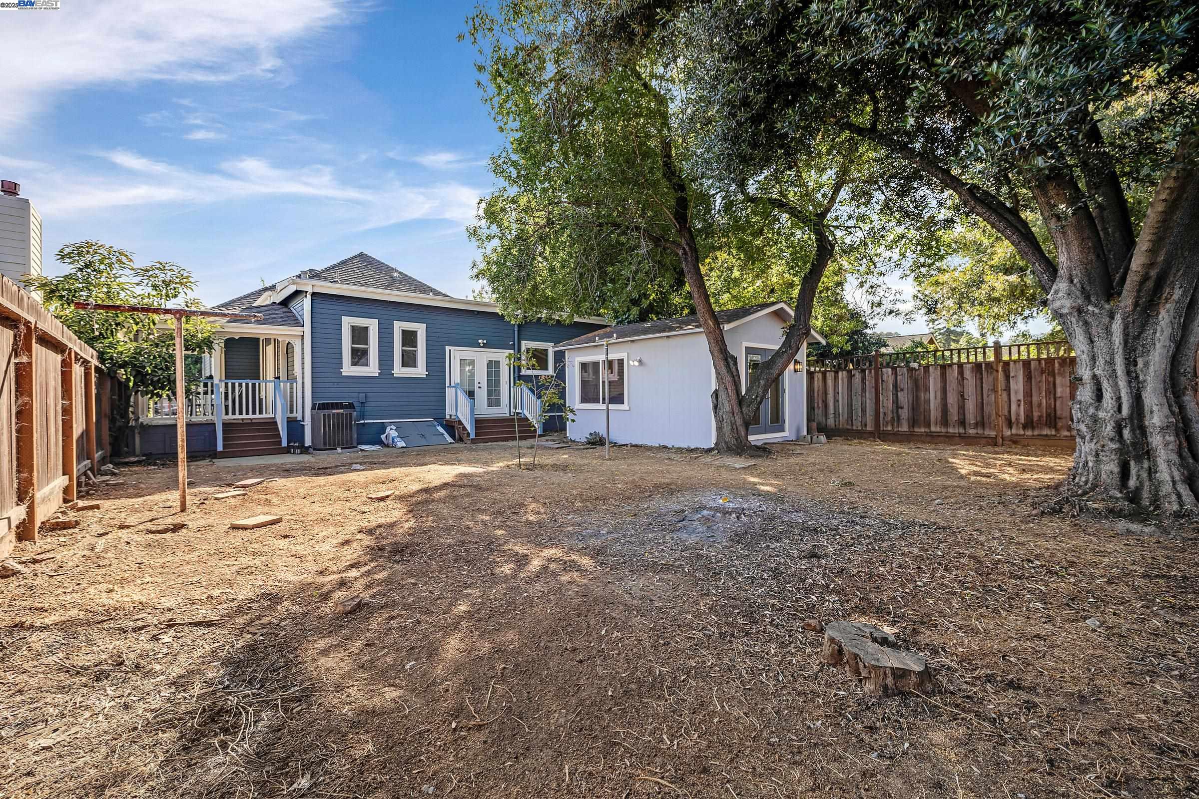 Detail Gallery Image 35 of 51 For 624 N 17th St, San Jose,  CA 95112 - 3 Beds | 1 Baths