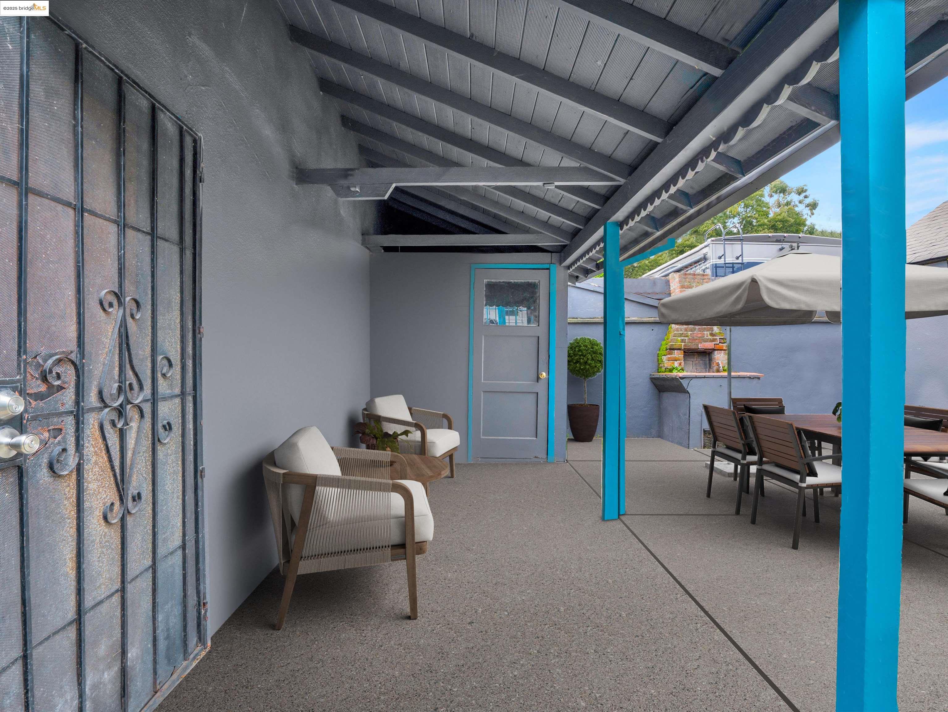 8127 Hillside St, Oakland, California 94605, 2 Bedrooms Bedrooms, 4 Rooms Rooms,1 BathroomBathrooms,Residential,For Sale,8127 Hillside St,41101242