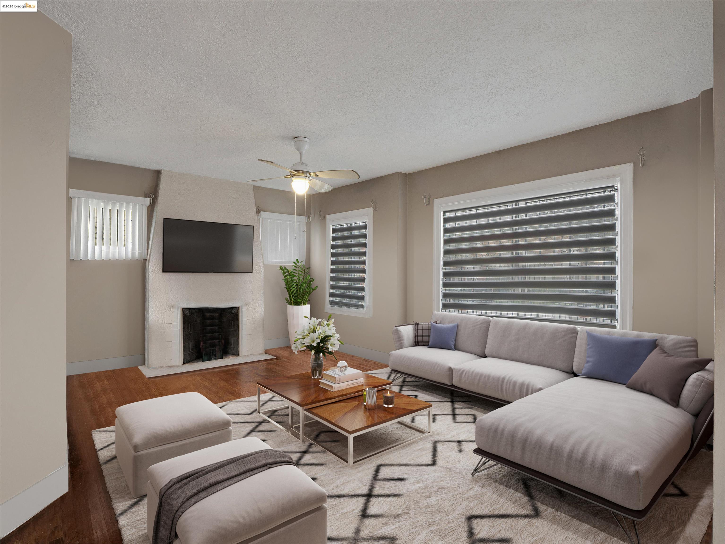 8127 Hillside St, Oakland, California 94605, 2 Bedrooms Bedrooms, 4 Rooms Rooms,1 BathroomBathrooms,Residential,For Sale,8127 Hillside St,41101242