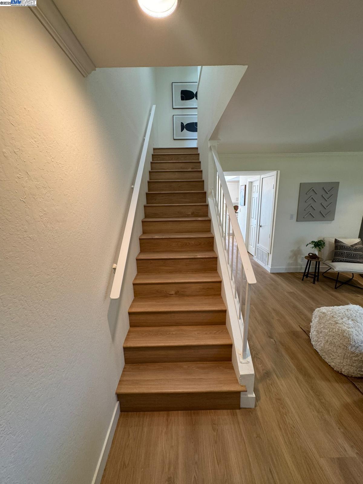 Detail Gallery Image 8 of 18 For 373 Pantano Circle, Pacheco,  CA 94553 - 3 Beds | 2/1 Baths