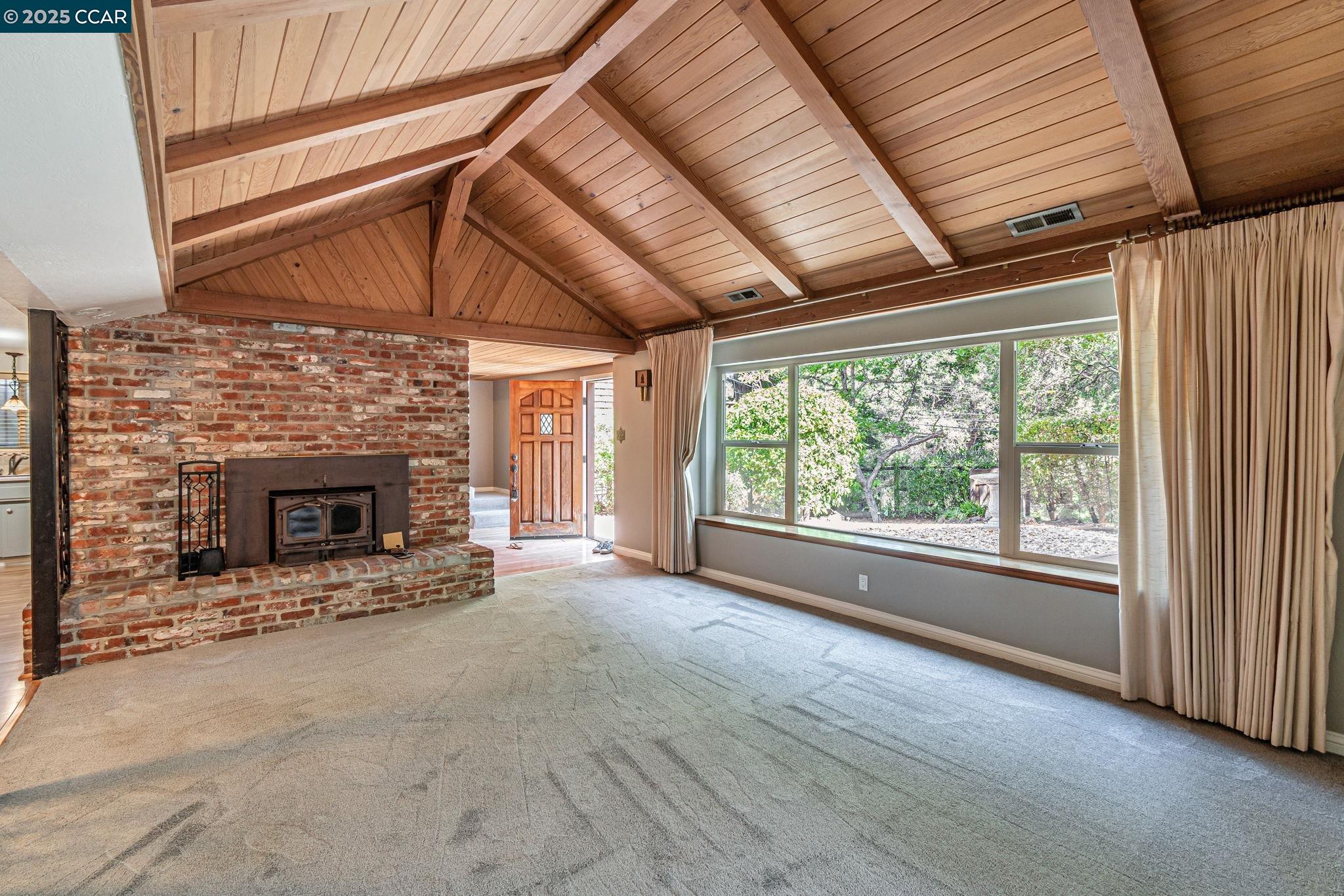 Detail Gallery Image 2 of 31 For 5924 Mcbryde Ave, Richmond,  CA 94805 - 3 Beds | 2 Baths