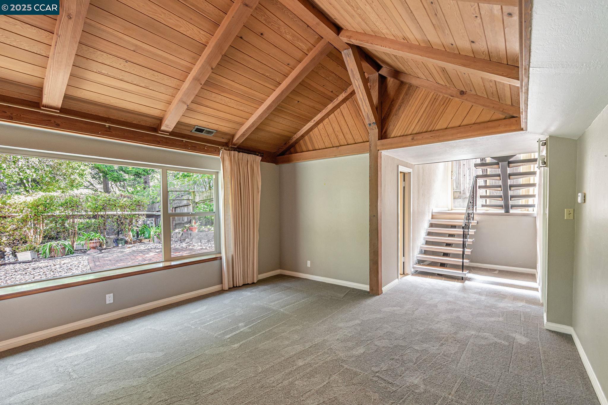 Detail Gallery Image 5 of 31 For 5924 Mcbryde Ave, Richmond,  CA 94805 - 3 Beds | 2 Baths