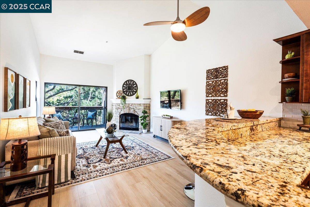 Photo #6: 41101252 Listing 