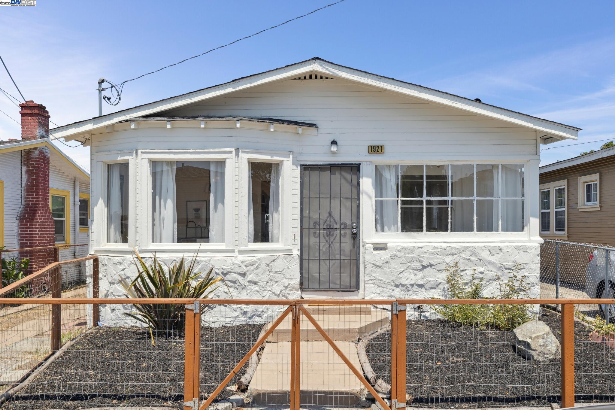 Thumbnail for 1921 87th Ave, Oakland, CA 94621