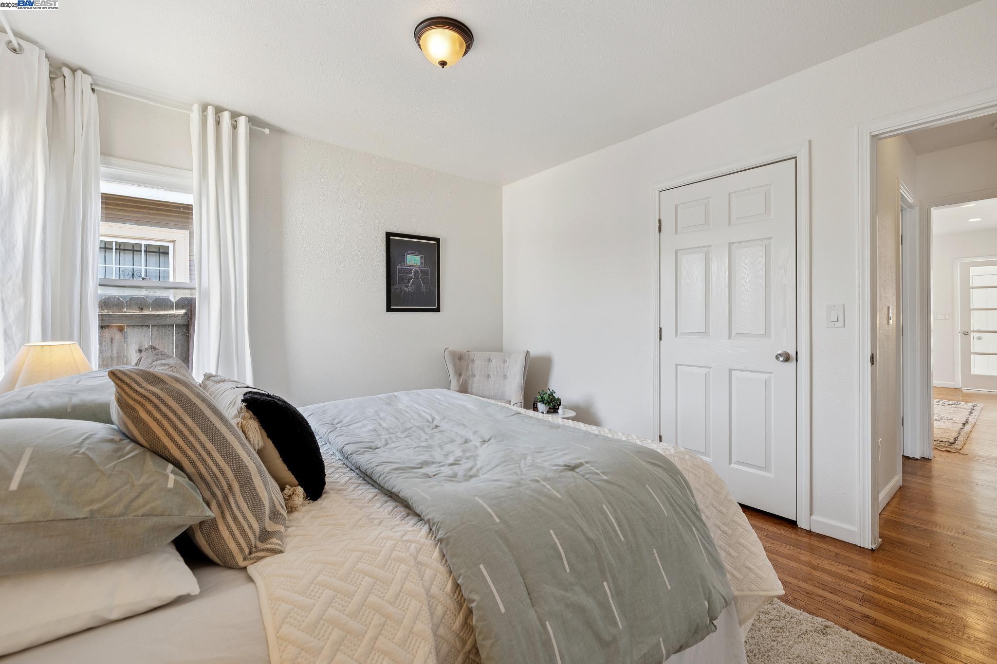 Detail Gallery Image 20 of 43 For 1921 87th Ave, Oakland,  CA 94621 - 2 Beds | 1/1 Baths