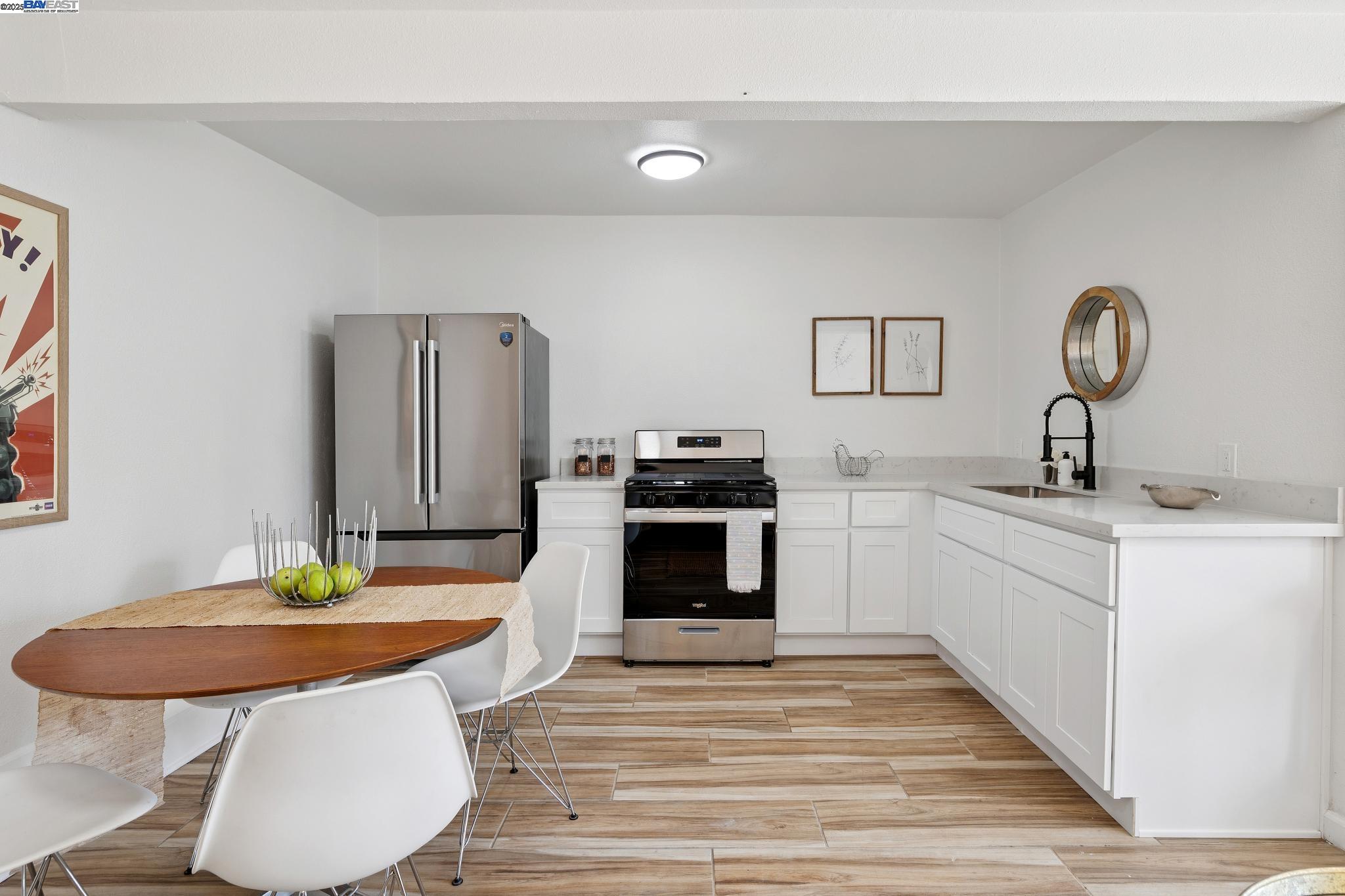 Detail Gallery Image 34 of 43 For 1921 87th Ave, Oakland,  CA 94621 - 2 Beds | 1/1 Baths