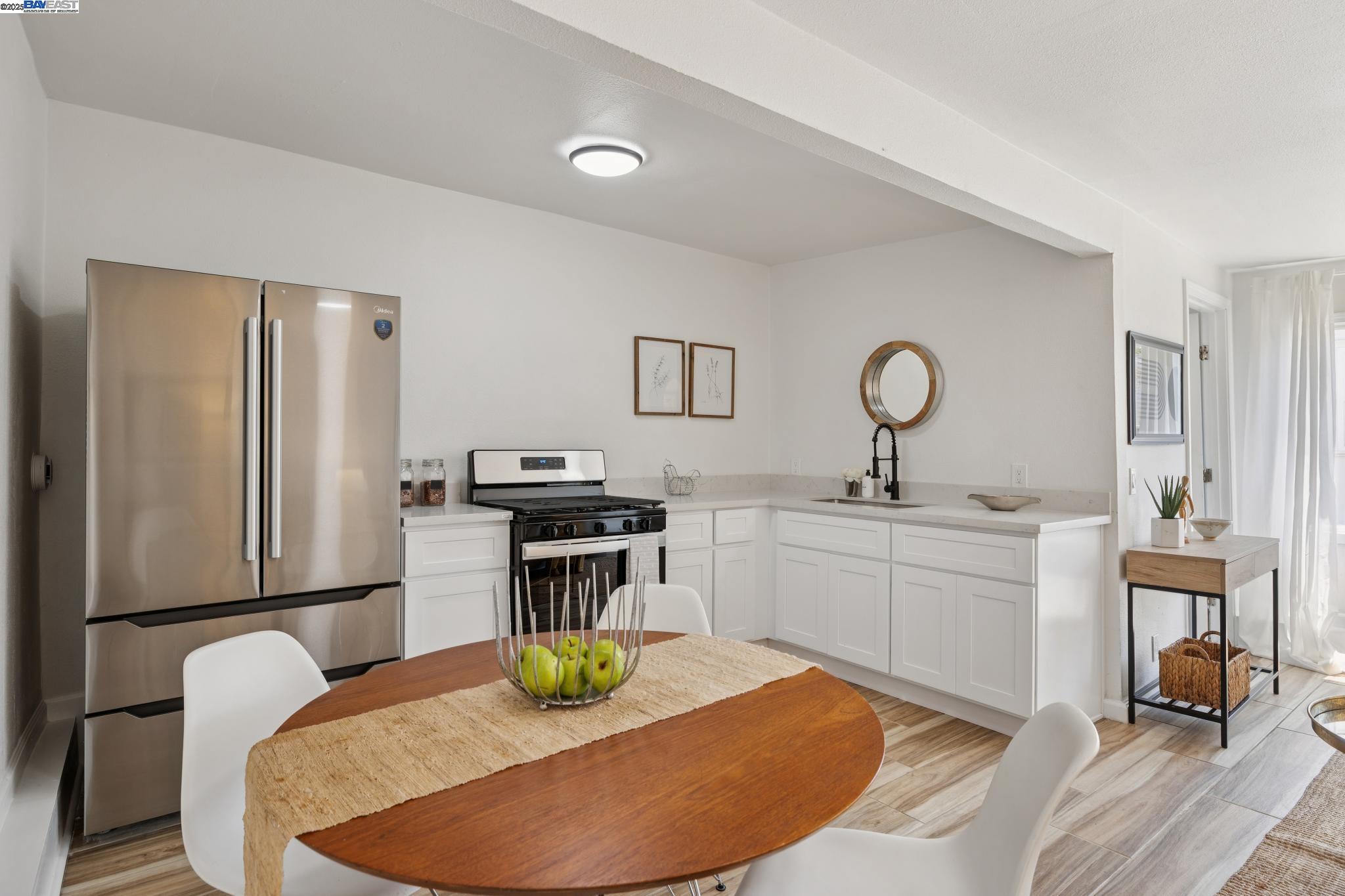 Detail Gallery Image 35 of 43 For 1921 87th Ave, Oakland,  CA 94621 - 2 Beds | 1/1 Baths