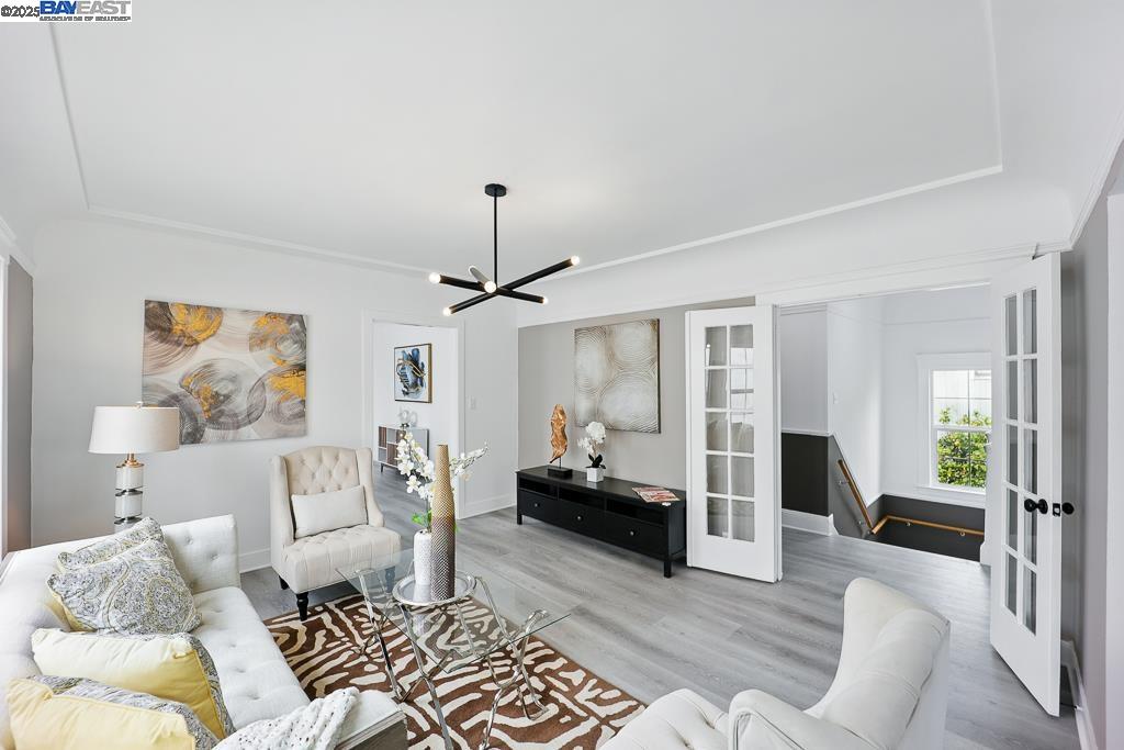 Detail Gallery Image 3 of 50 For 138 W Market St, Daly City,  CA 94014 - 3 Beds | 1 Baths