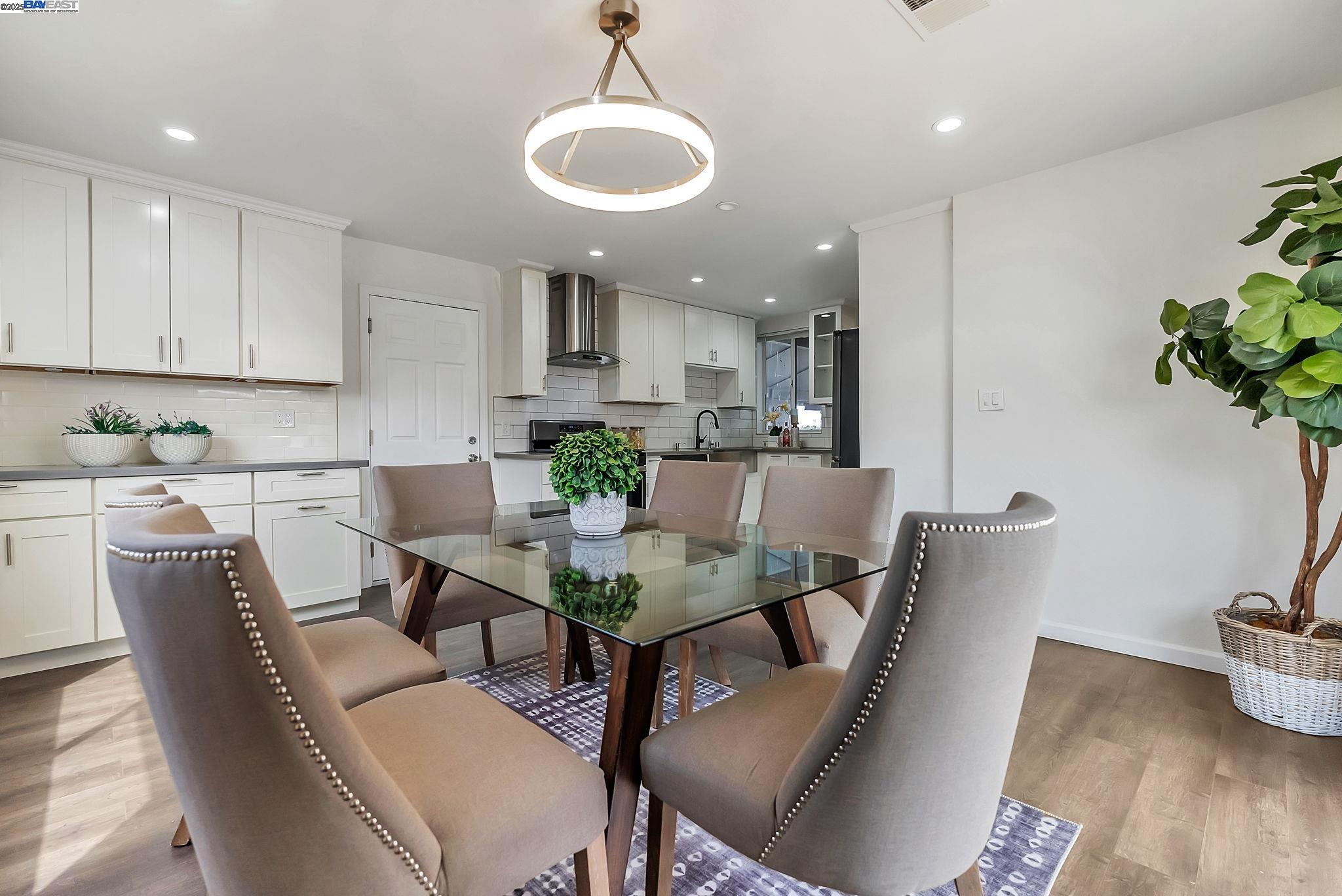 Detail Gallery Image 16 of 53 For 35128 Cabrillo Dr, Fremont,  CA 94536 - 3 Beds | 2 Baths