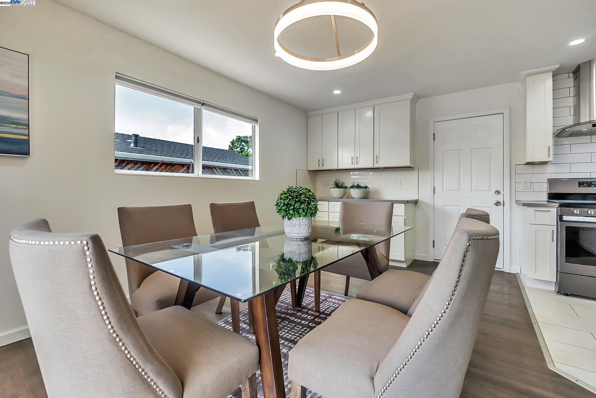 Detail Gallery Image 17 of 53 For 35128 Cabrillo Dr, Fremont,  CA 94536 - 3 Beds | 2 Baths