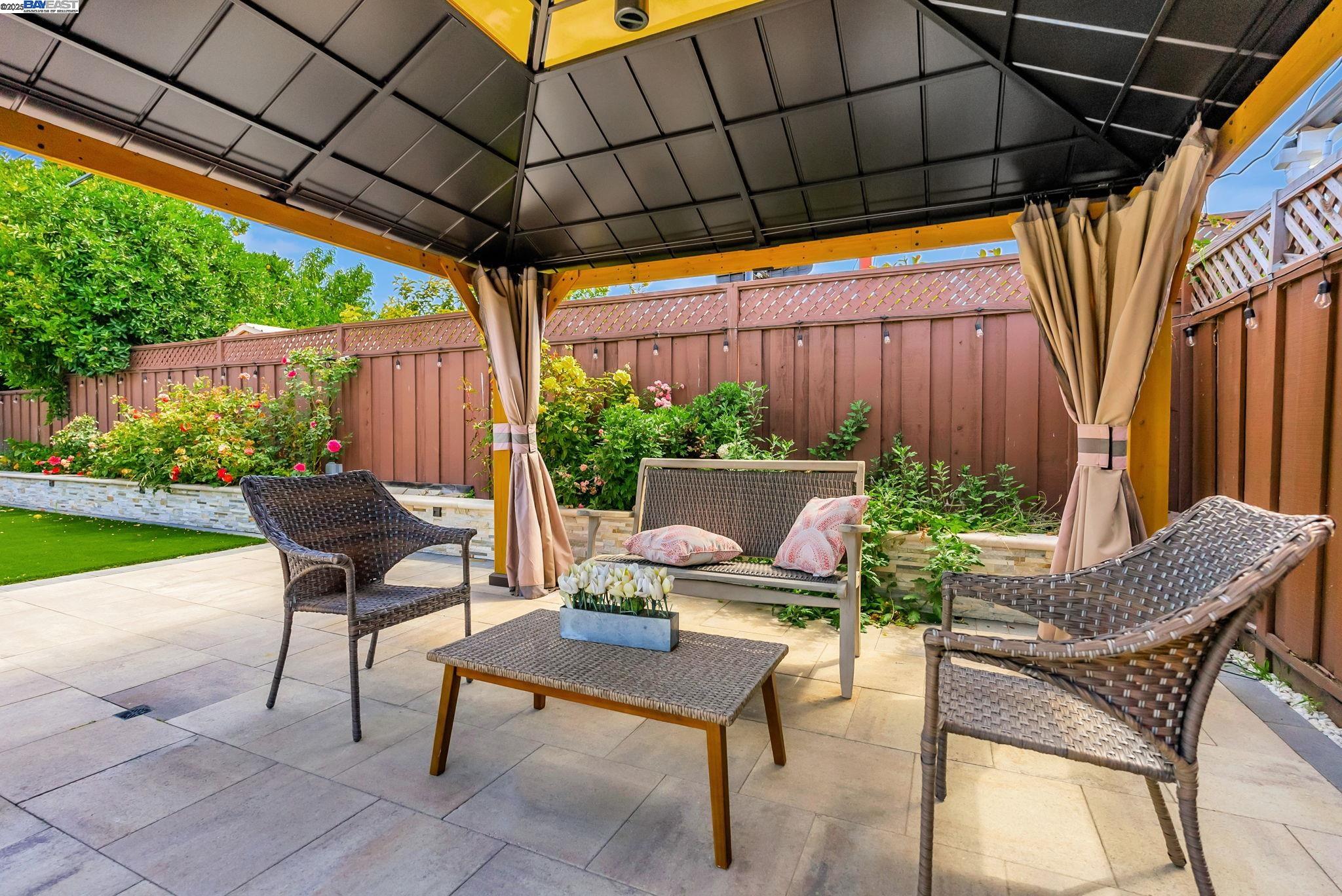 Detail Gallery Image 34 of 53 For 35128 Cabrillo Dr, Fremont,  CA 94536 - 3 Beds | 2 Baths