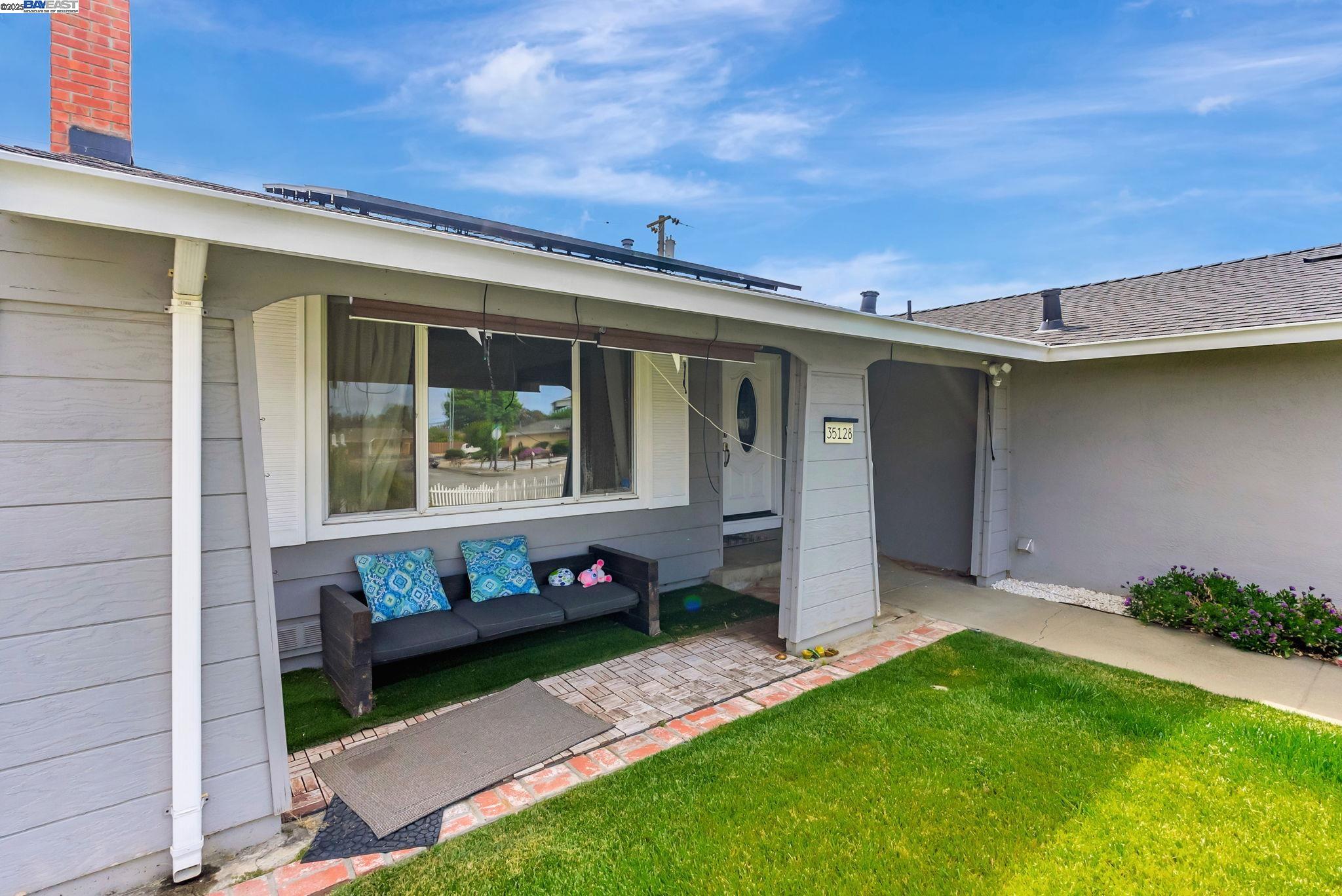 Detail Gallery Image 6 of 53 For 35128 Cabrillo Dr, Fremont,  CA 94536 - 3 Beds | 2 Baths
