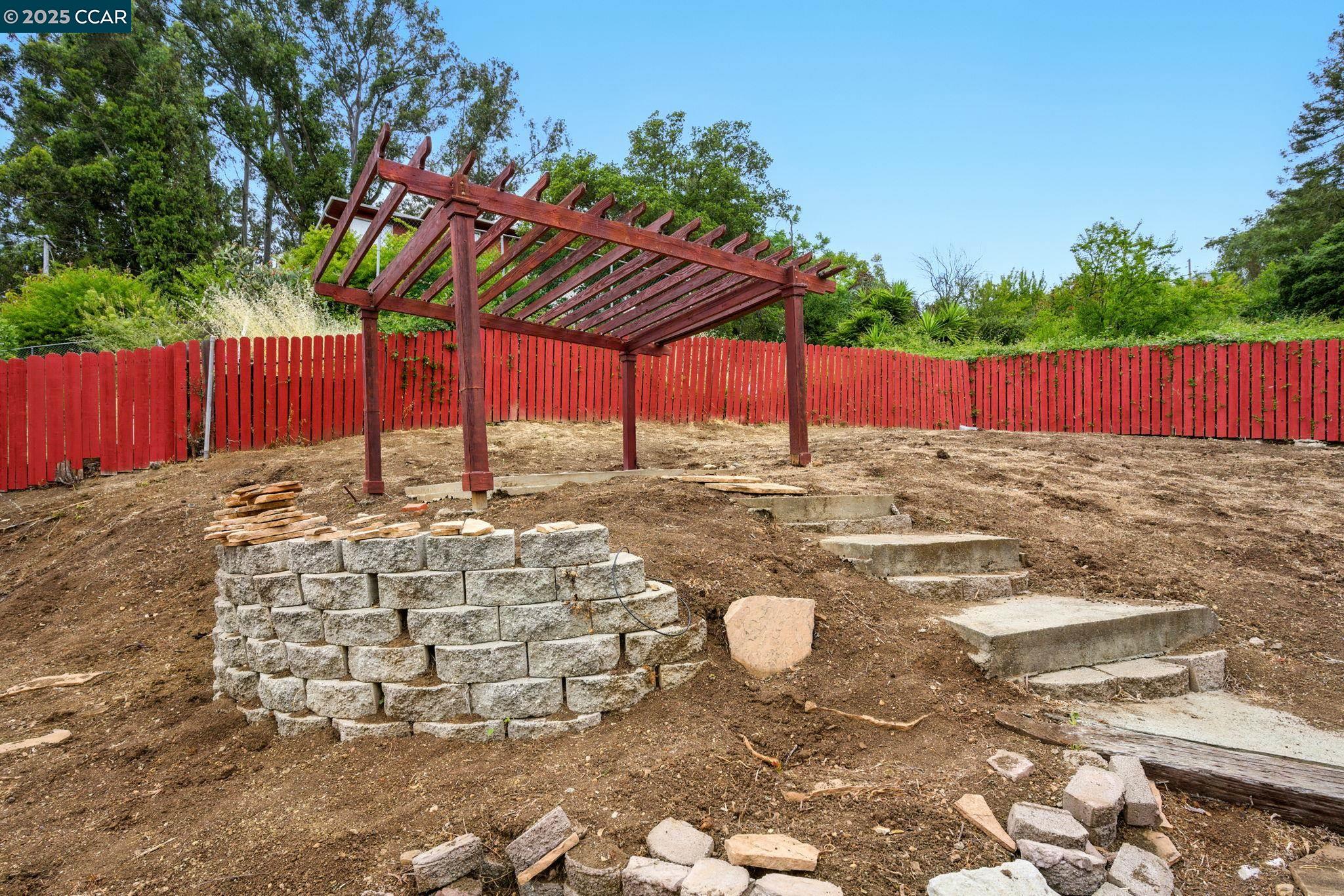 Detail Gallery Image 36 of 42 For 7968 Michigan Ave, Oakland,  CA 94605 - 3 Beds | 2 Baths