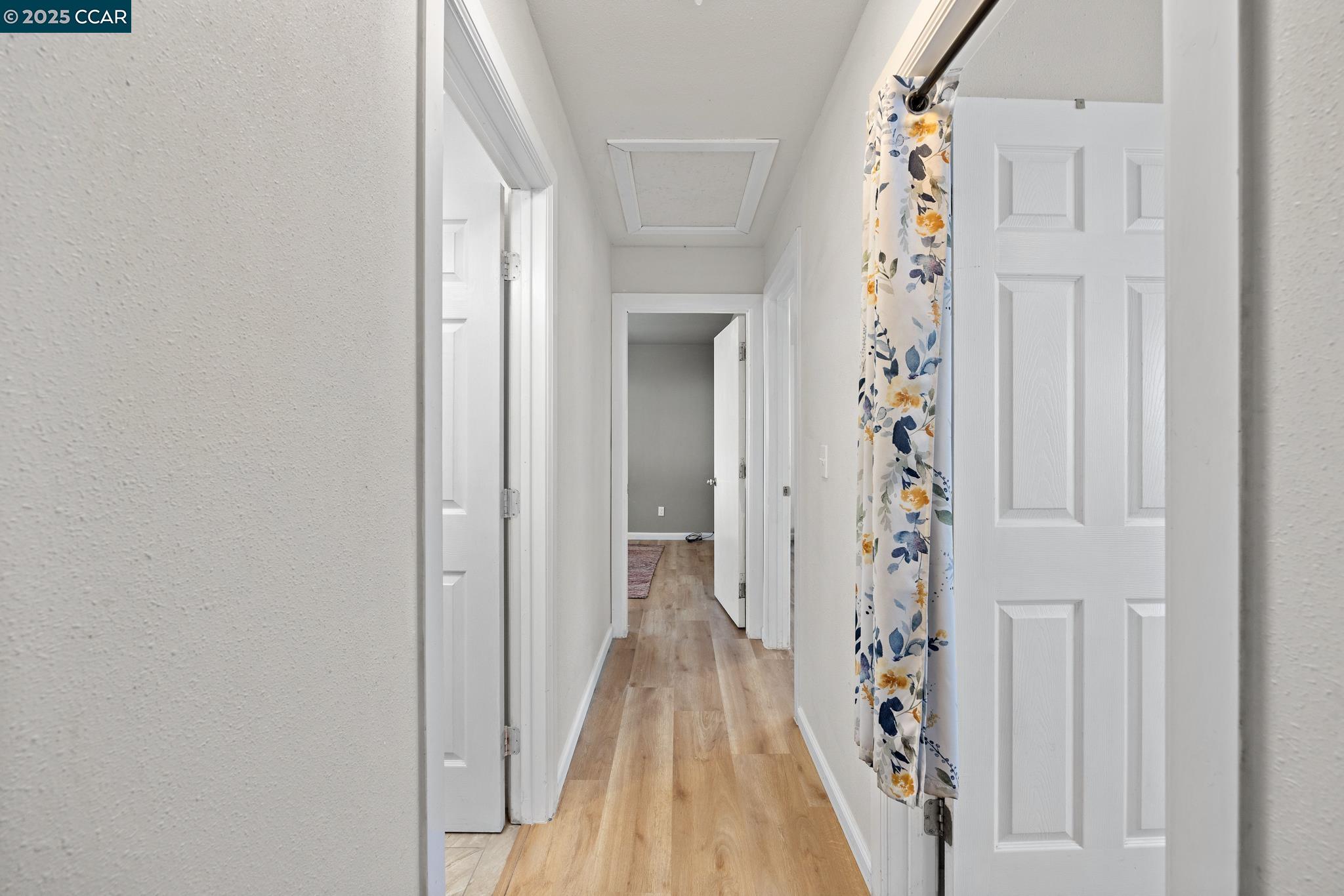 Detail Gallery Image 13 of 39 For 7447 Lockwood St, Oakland,  CA 94621 - 3 Beds | 1/2 Baths