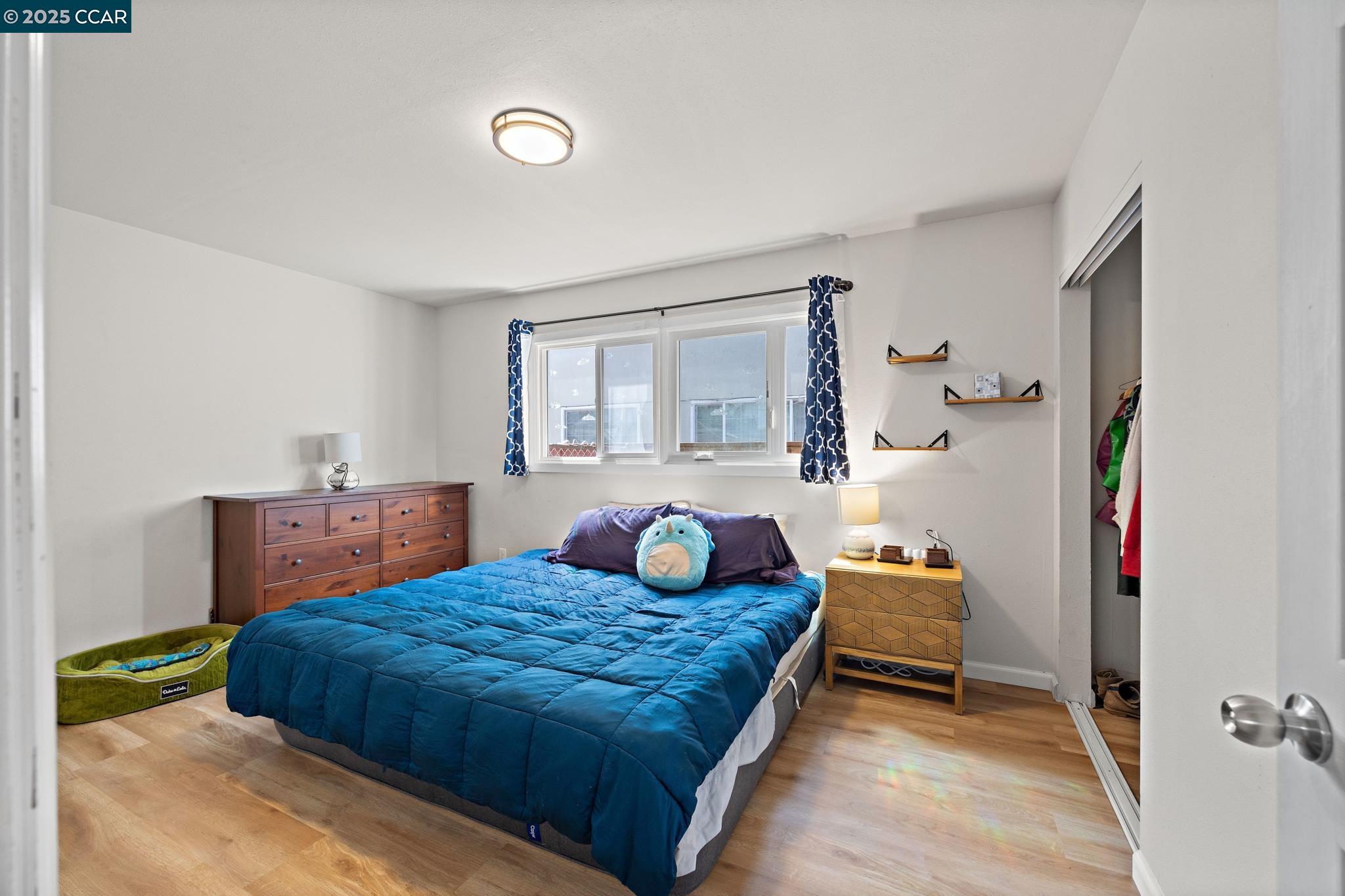 Detail Gallery Image 16 of 39 For 7447 Lockwood St, Oakland,  CA 94621 - 3 Beds | 1/2 Baths