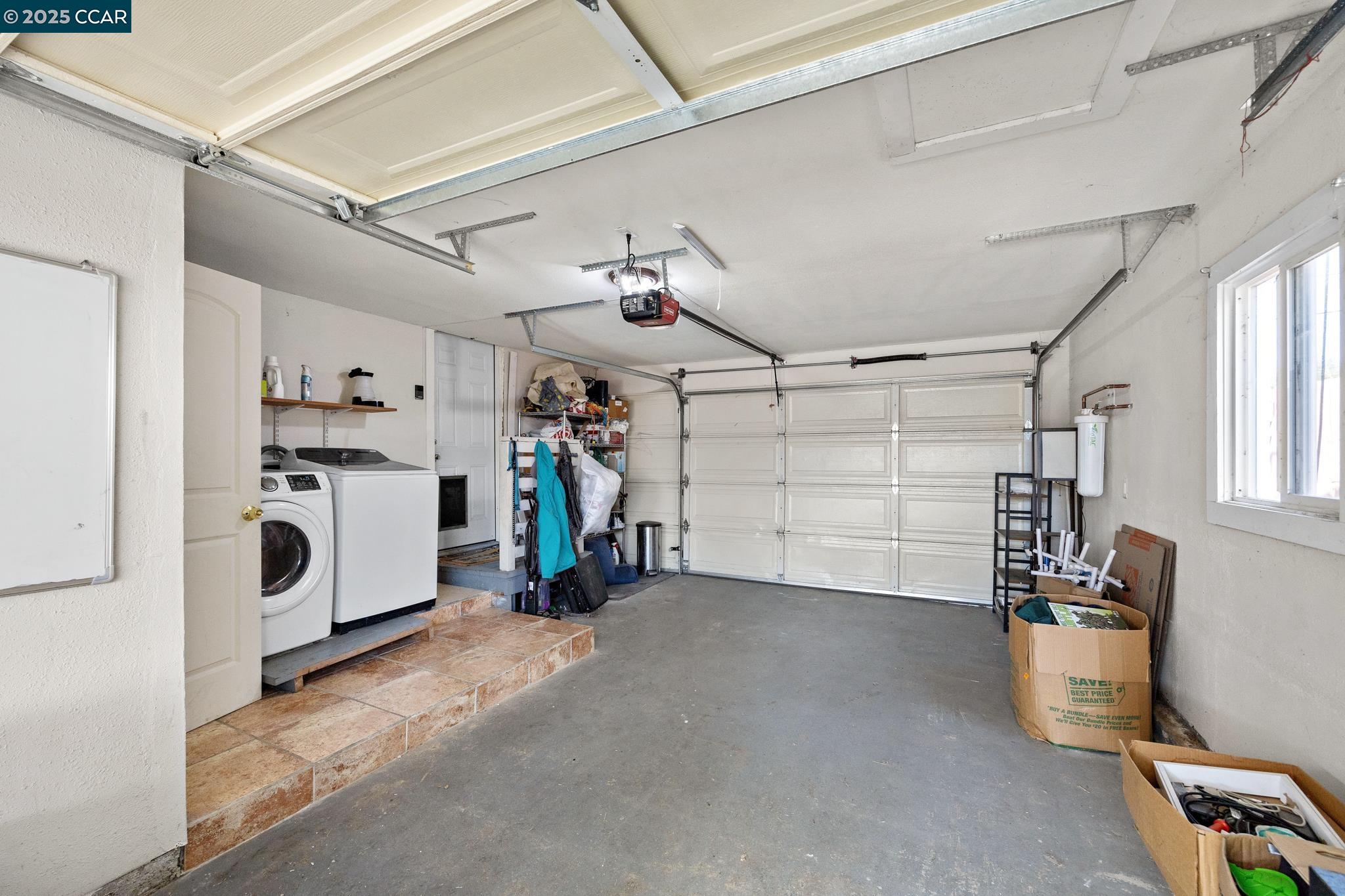 Detail Gallery Image 27 of 39 For 7447 Lockwood St, Oakland,  CA 94621 - 3 Beds | 1/2 Baths