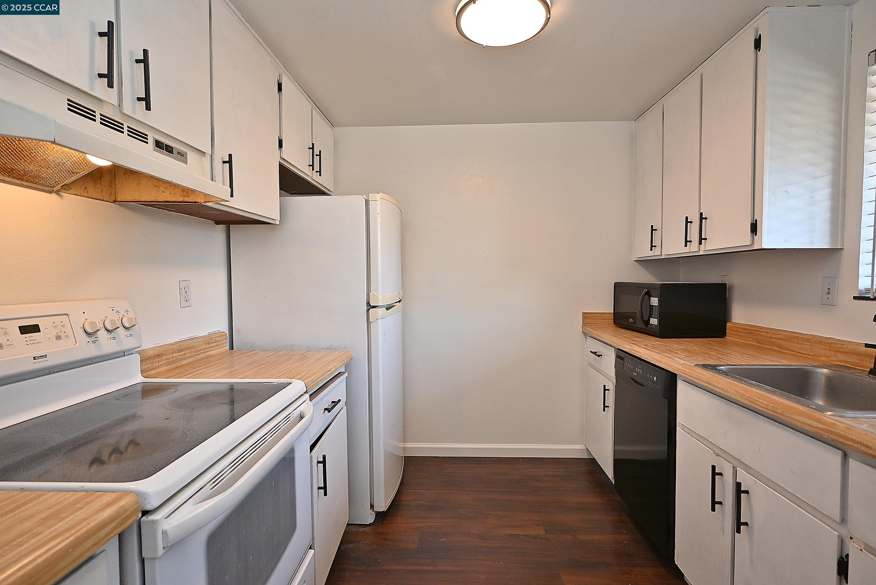 Photo #19: 41101272 Listing: Photo #19