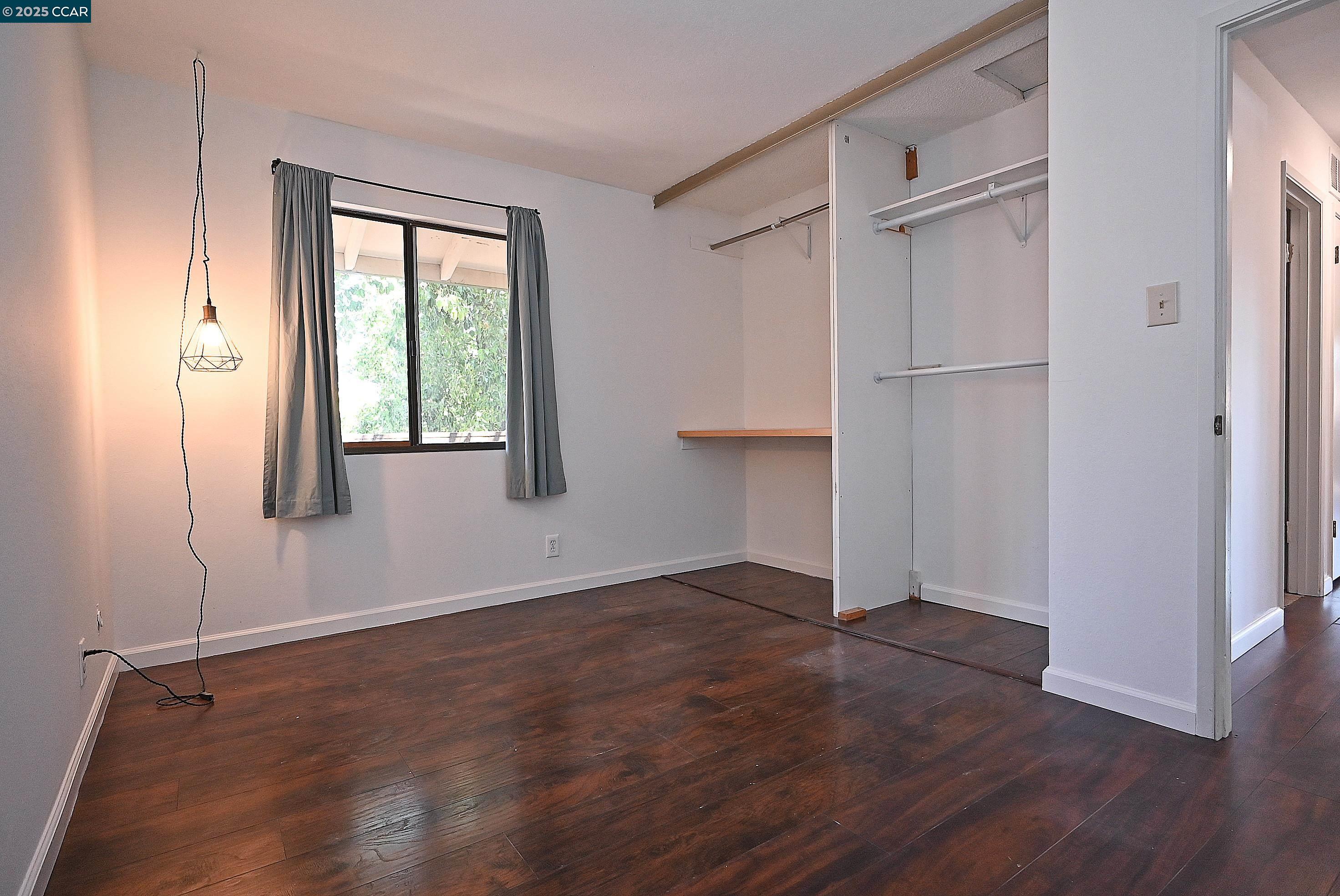 Photo #6: 41101272 Listing: Photo #6