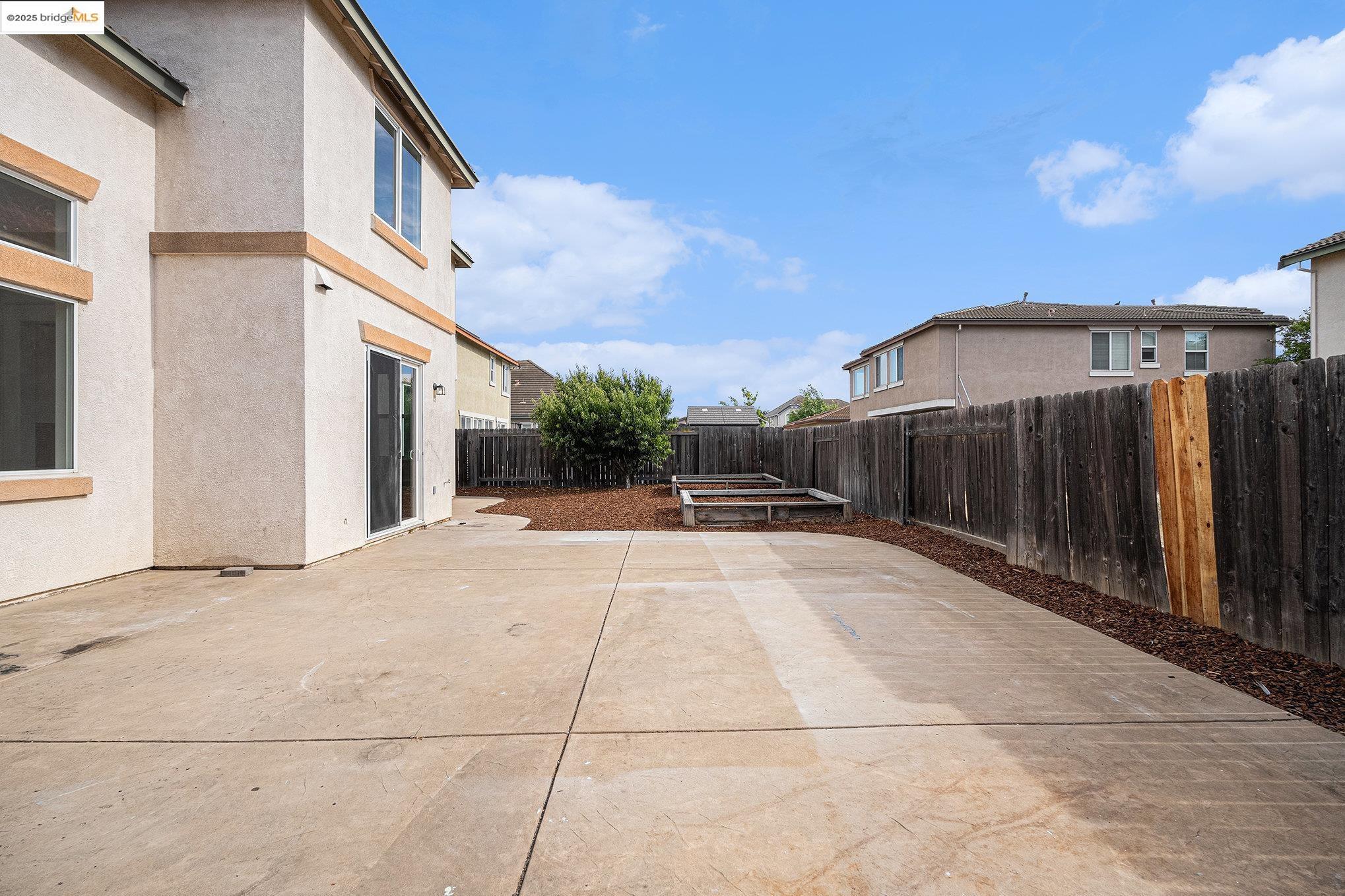 Detail Gallery Image 33 of 39 For 1109 Donatello Way, Oakley,  CA 94561 - 5 Beds | 3 Baths