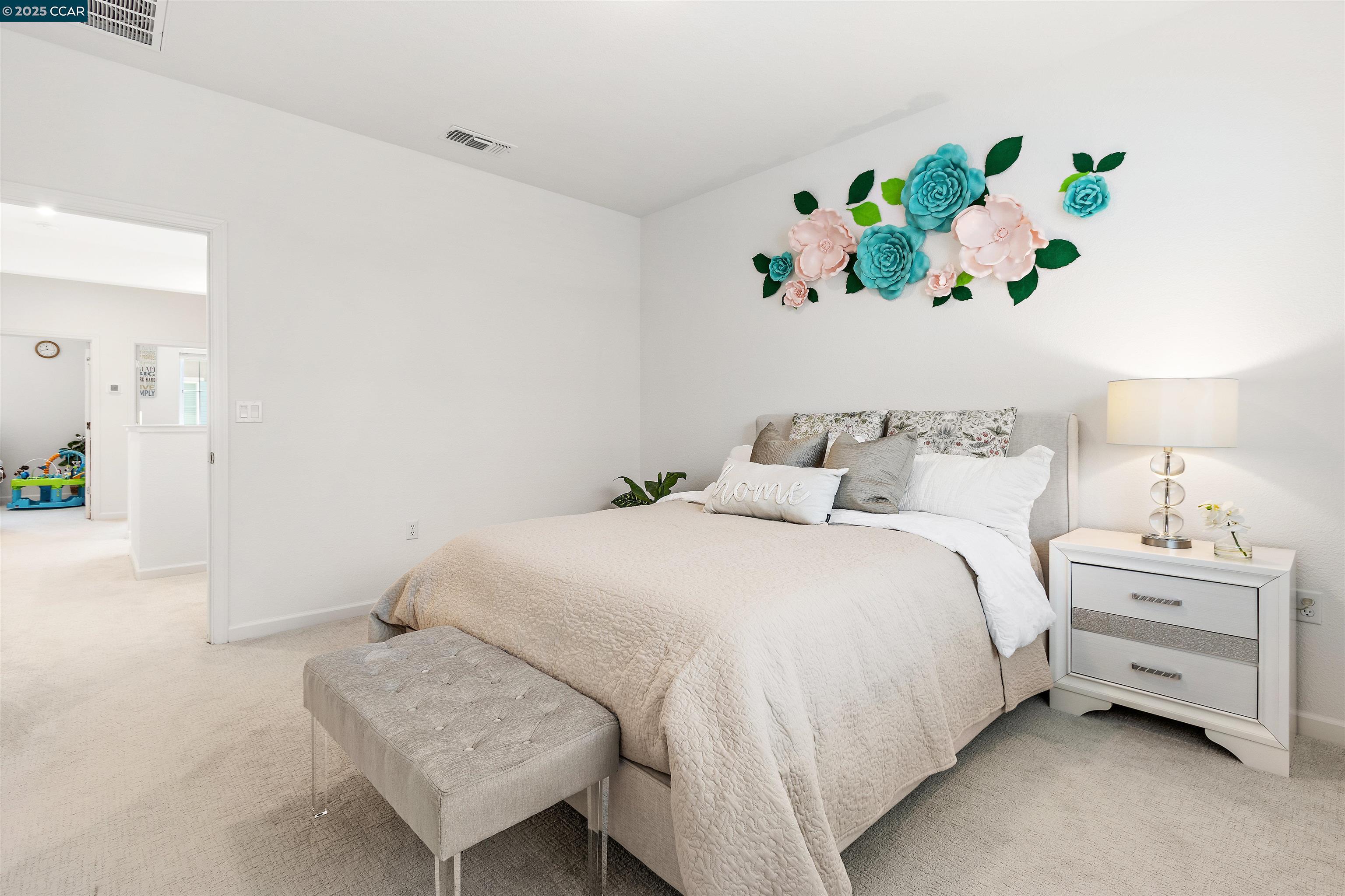 Detail Gallery Image 23 of 48 For 28 Springbrook Ln, Pittsburg,  CA 94565 - 3 Beds | 2/1 Baths