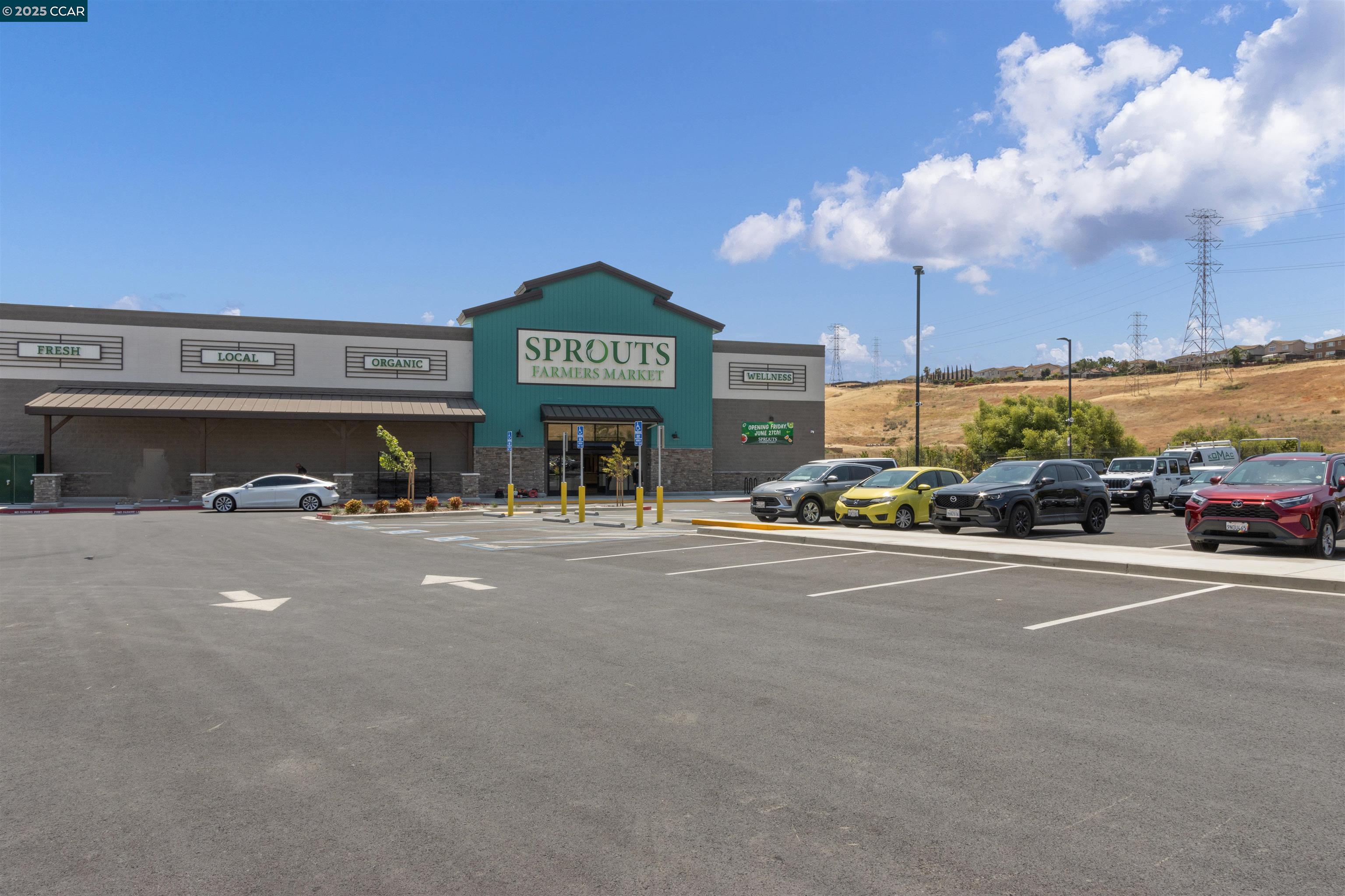 Detail Gallery Image 44 of 48 For 28 Springbrook Ln, Pittsburg,  CA 94565 - 3 Beds | 2/1 Baths