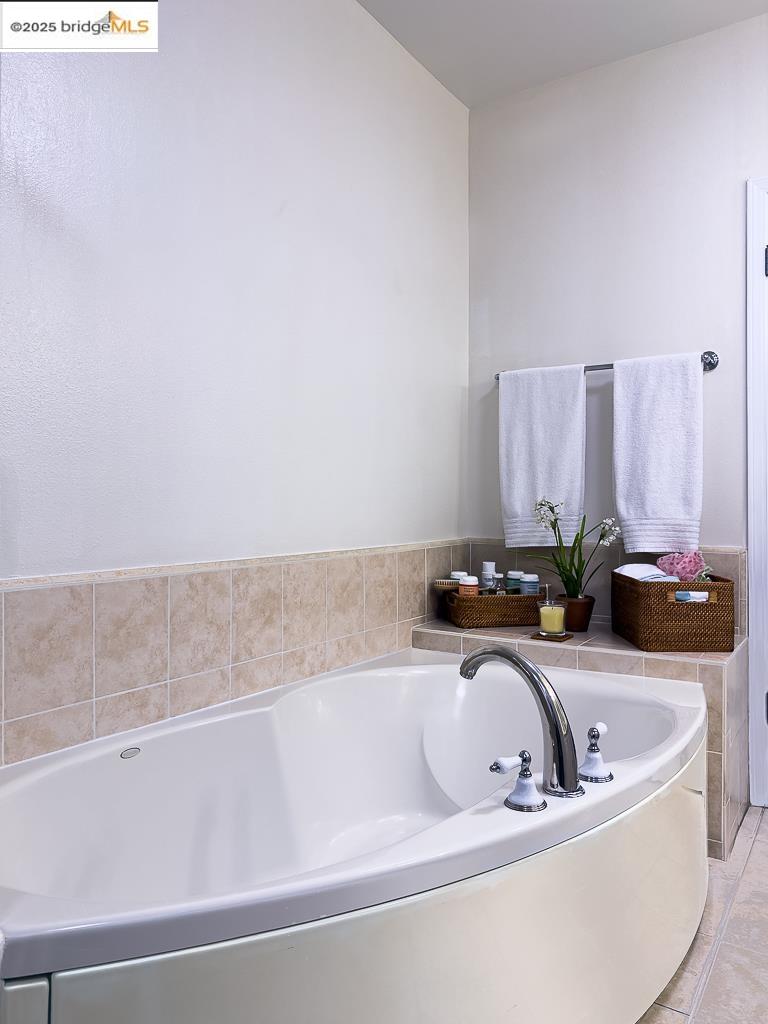 Photo #17: 41101288 Listing: Photo #17