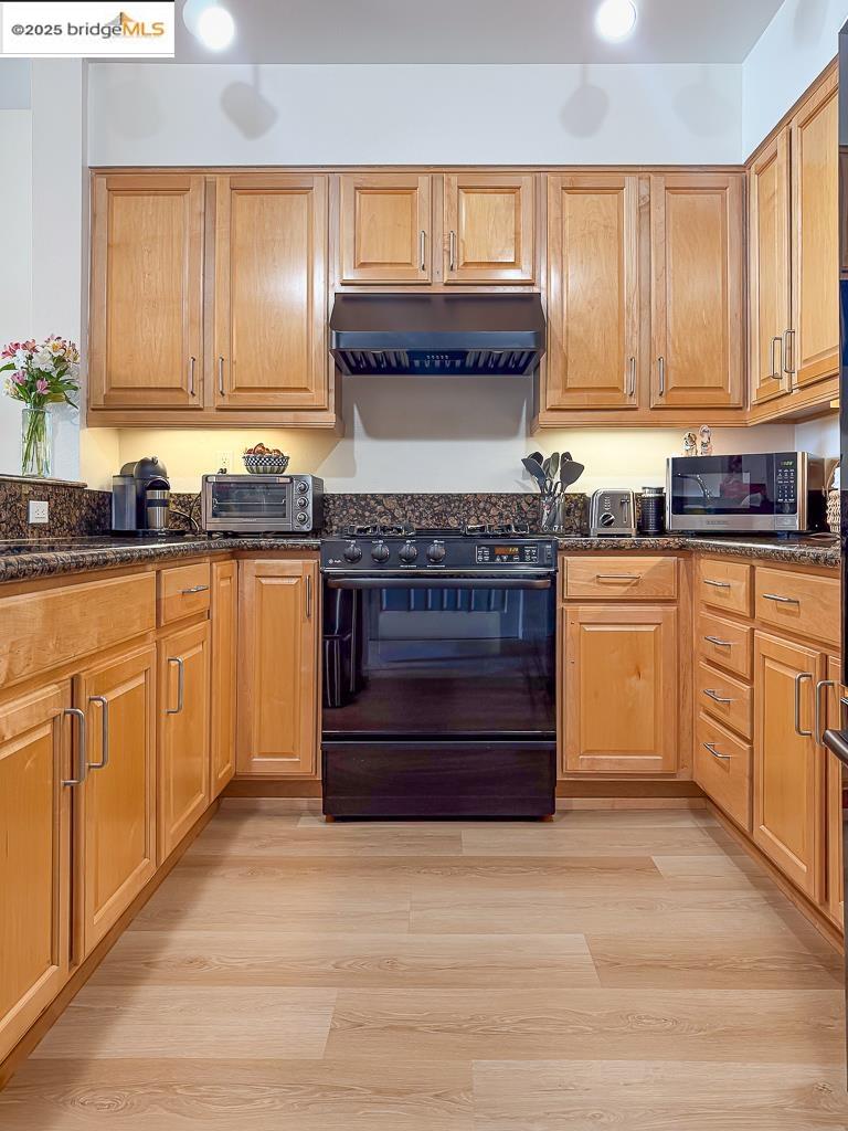 Photo #10: 41101288 Listing: Photo #10