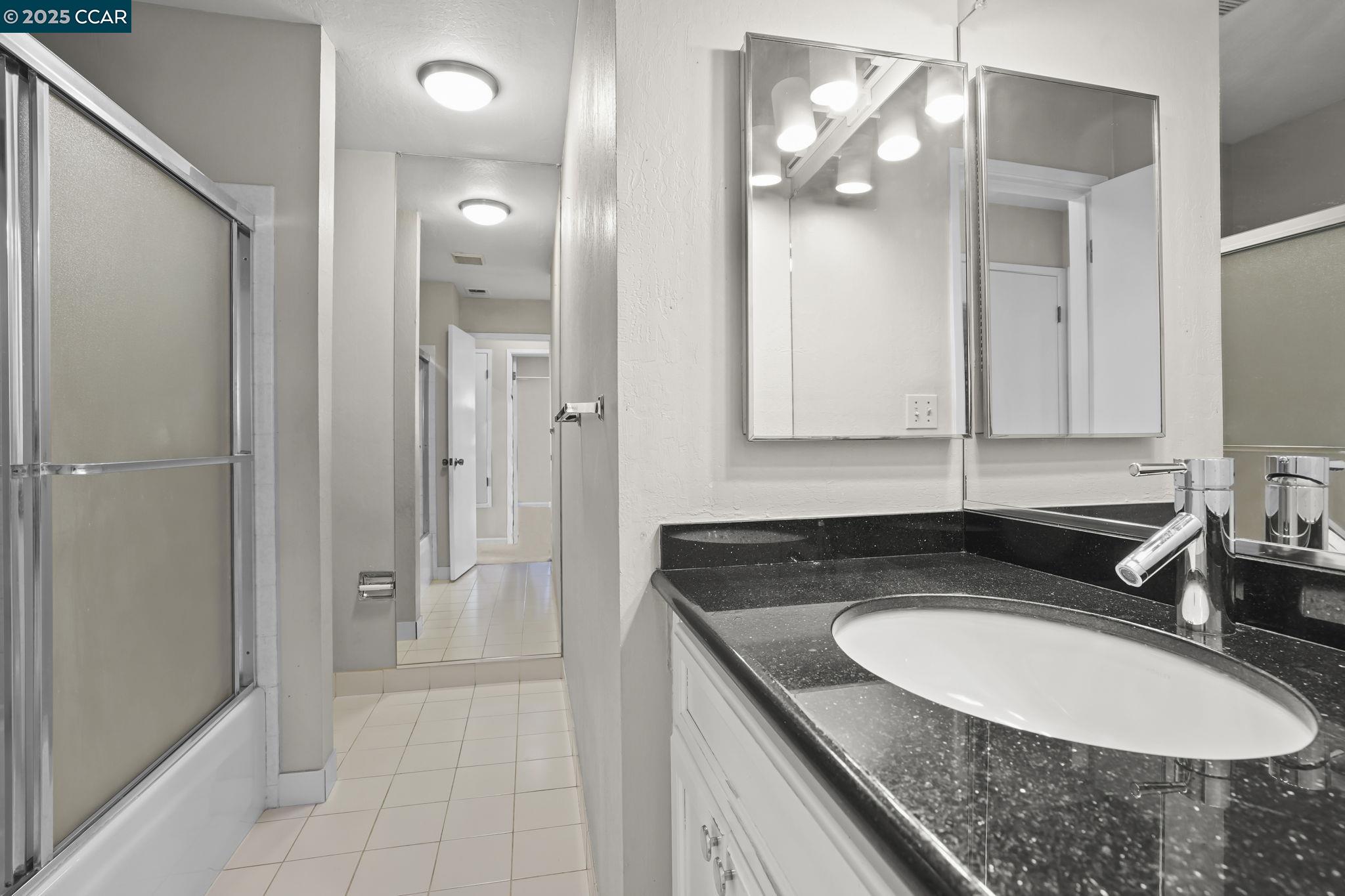 Photo #18: 41101295 Listing: Photo #18
