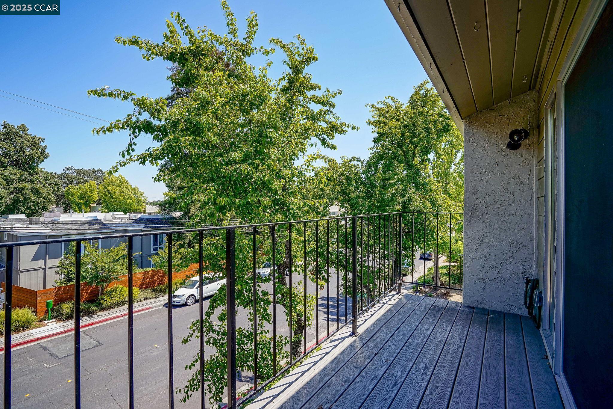 Detail Gallery Image 26 of 32 For 1089 Wesley Ct #7,  Walnut Creek,  CA 94597 - 2 Beds | 2 Baths