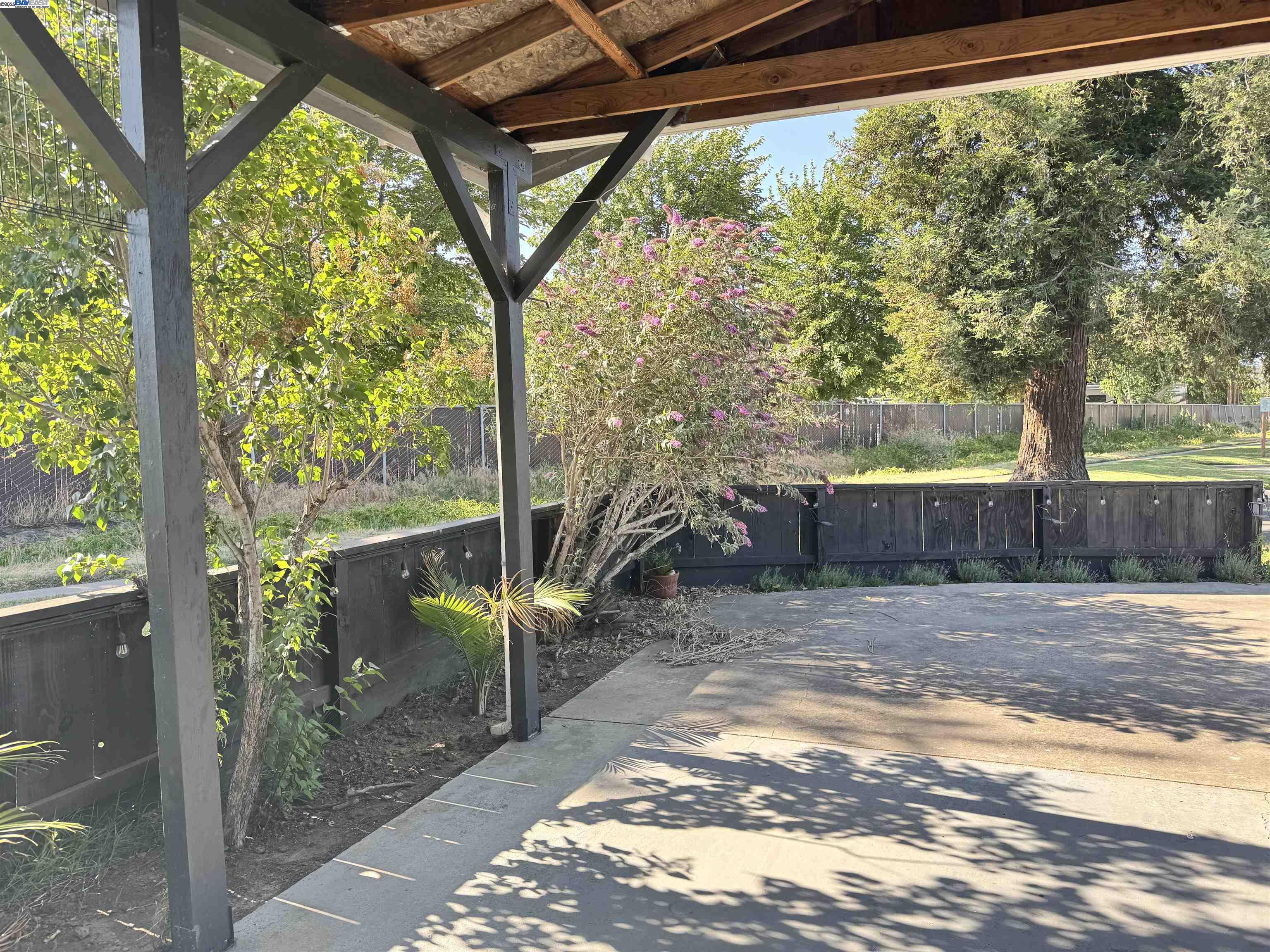 Detail Gallery Image 10 of 28 For 14 Blue Teal Ct, Lodi,  CA 95242 - 3 Beds | 2 Baths