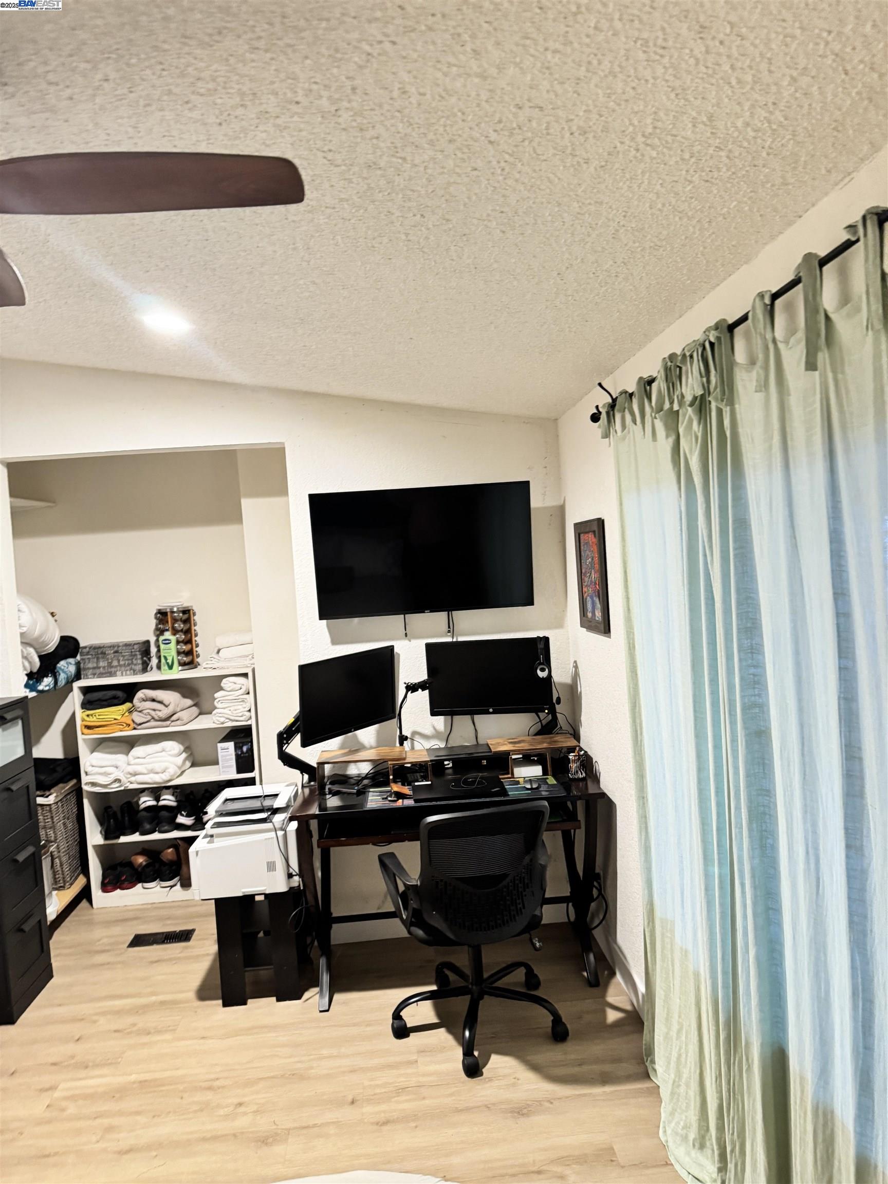 Detail Gallery Image 15 of 28 For 14 Blue Teal Ct, Lodi,  CA 95242 - 3 Beds | 2 Baths