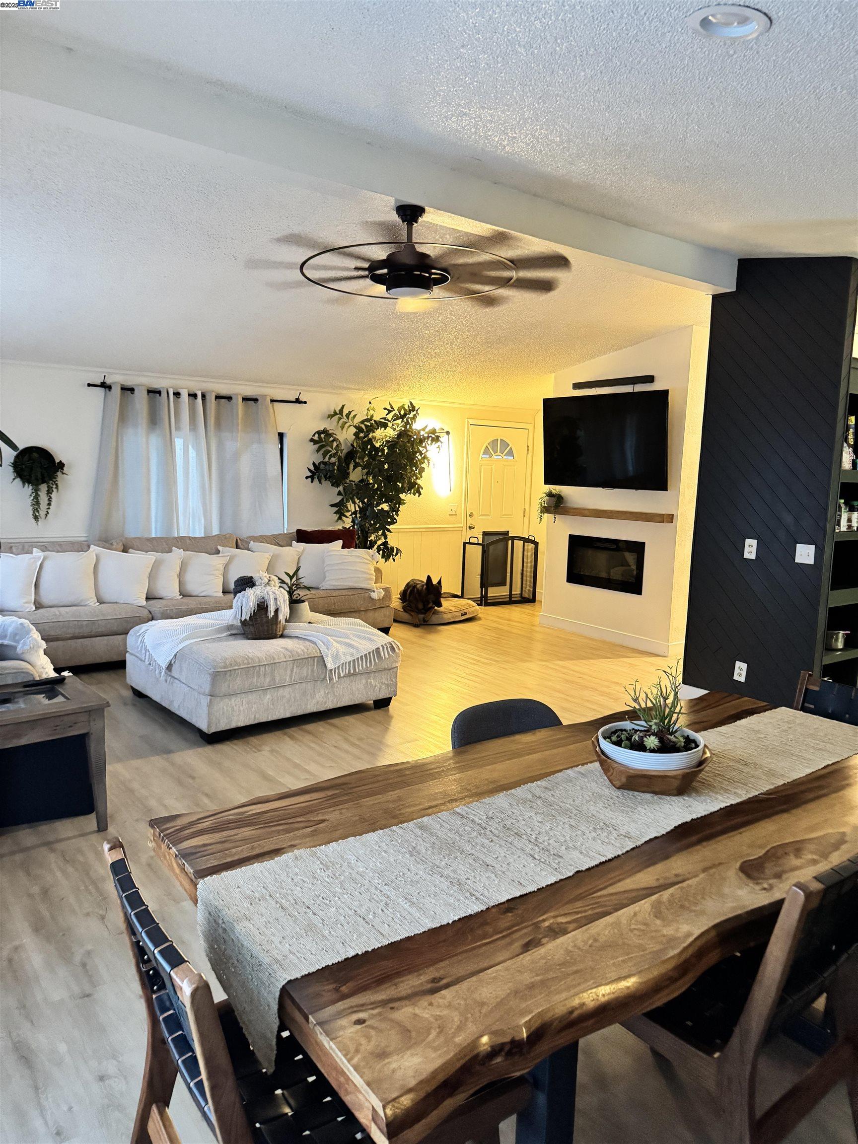 Detail Gallery Image 20 of 28 For 14 Blue Teal Ct, Lodi,  CA 95242 - 3 Beds | 2 Baths