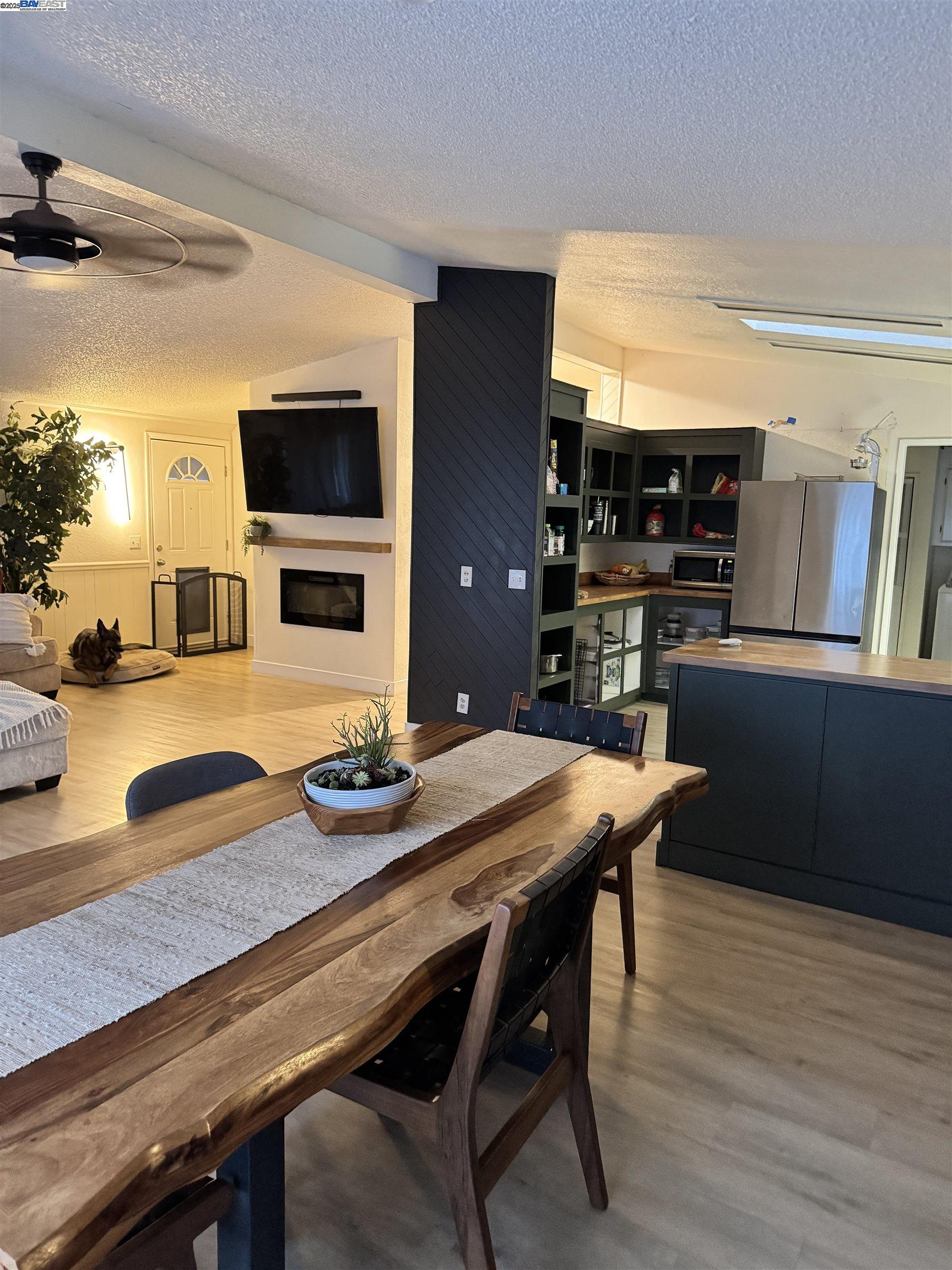 Detail Gallery Image 7 of 28 For 14 Blue Teal Ct, Lodi,  CA 95242 - 3 Beds | 2 Baths