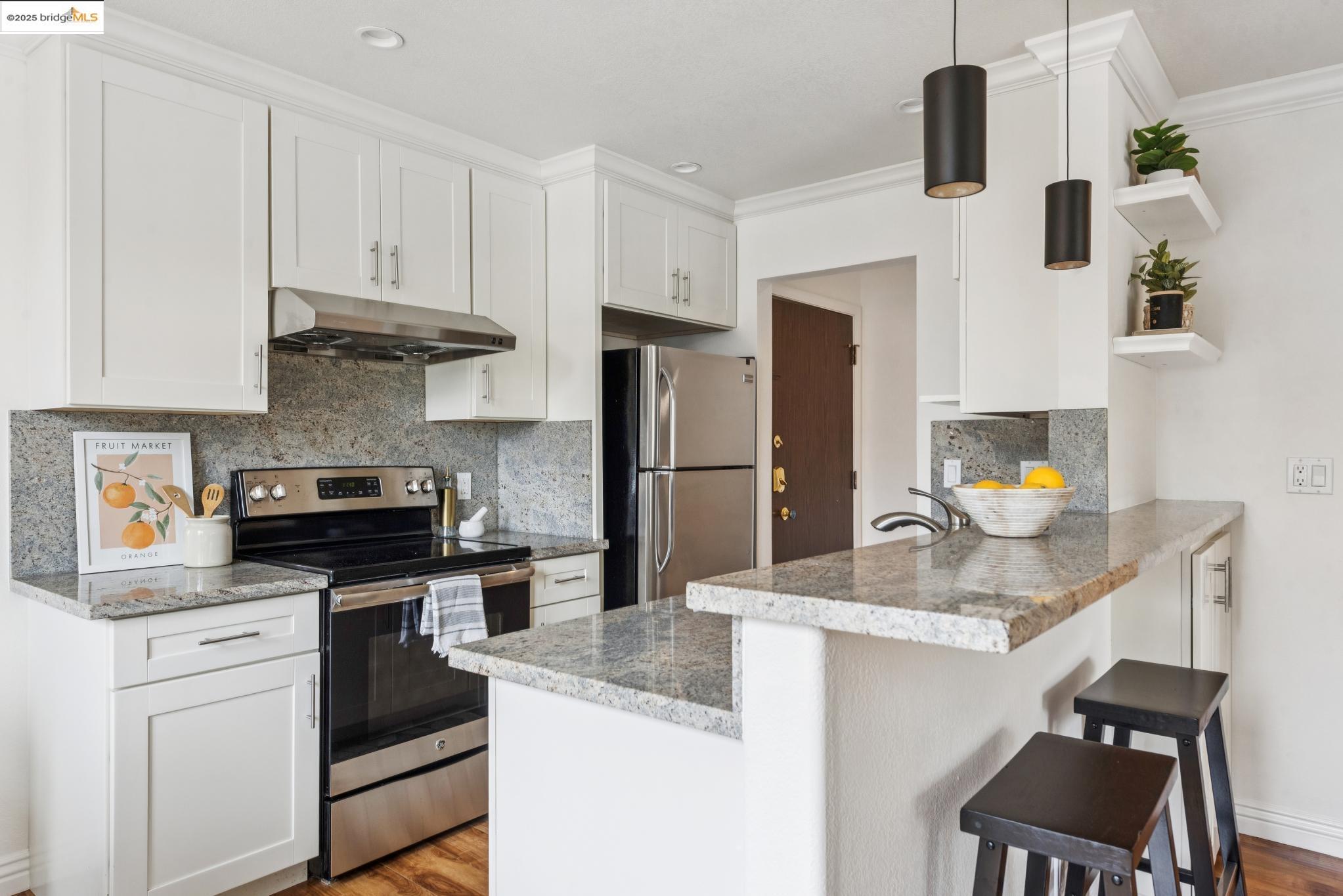 Detail Gallery Image 15 of 43 For 85 Vernon St #216,  Oakland,  CA 94610 - 2 Beds | 2 Baths