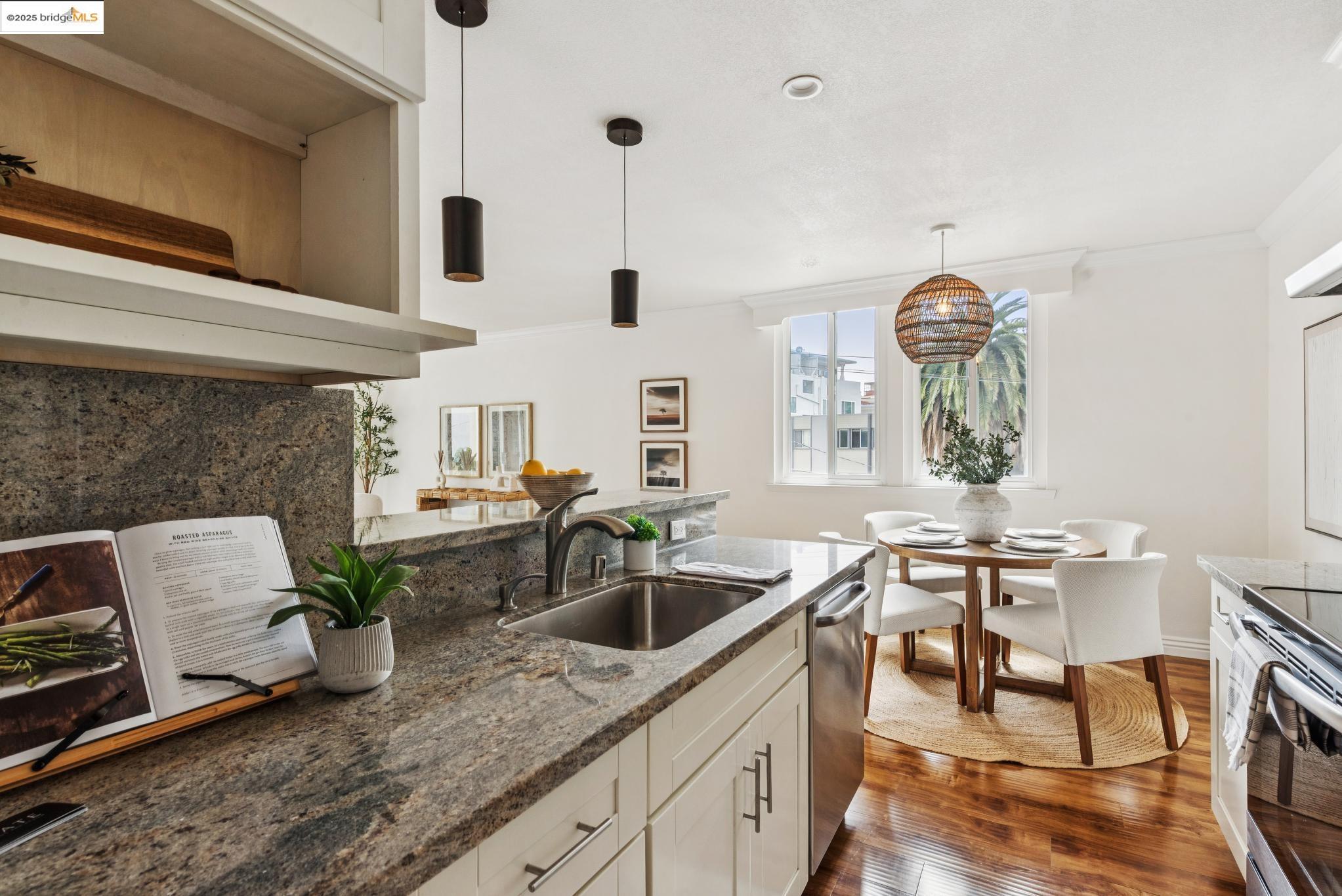 Detail Gallery Image 19 of 43 For 85 Vernon St #216,  Oakland,  CA 94610 - 2 Beds | 2 Baths