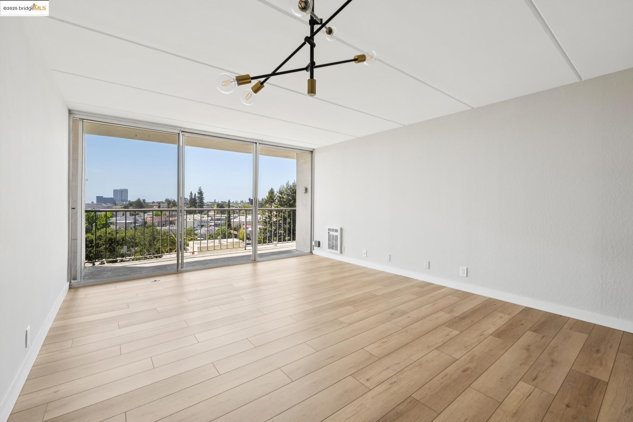 Photo #9: 41101309 Listing: Photo #9