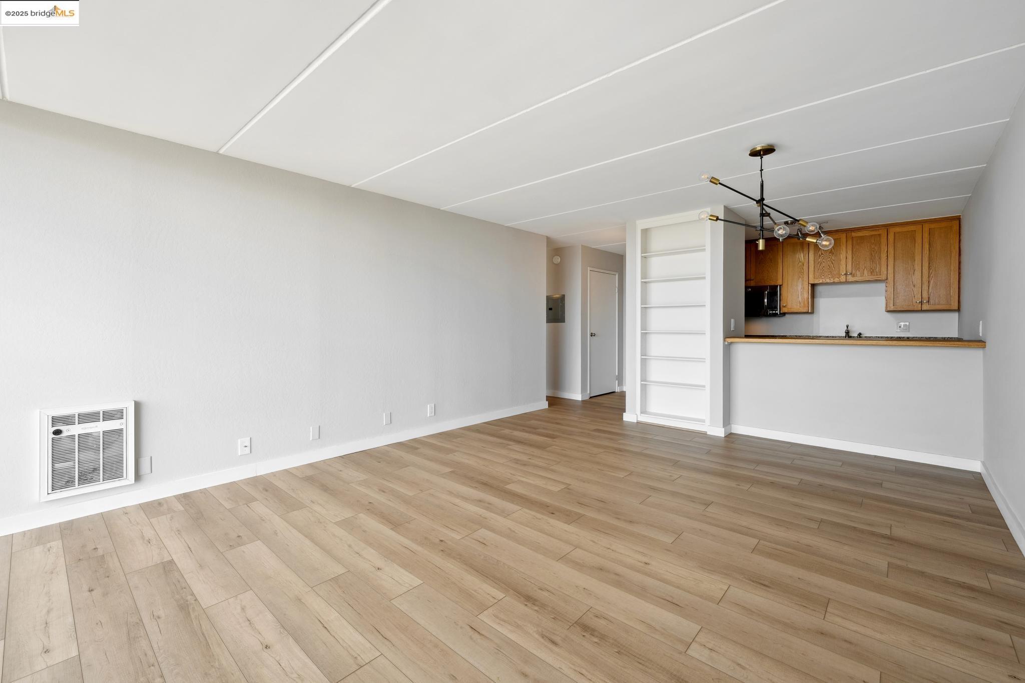 Photo #11: 41101309 Listing: Photo #11