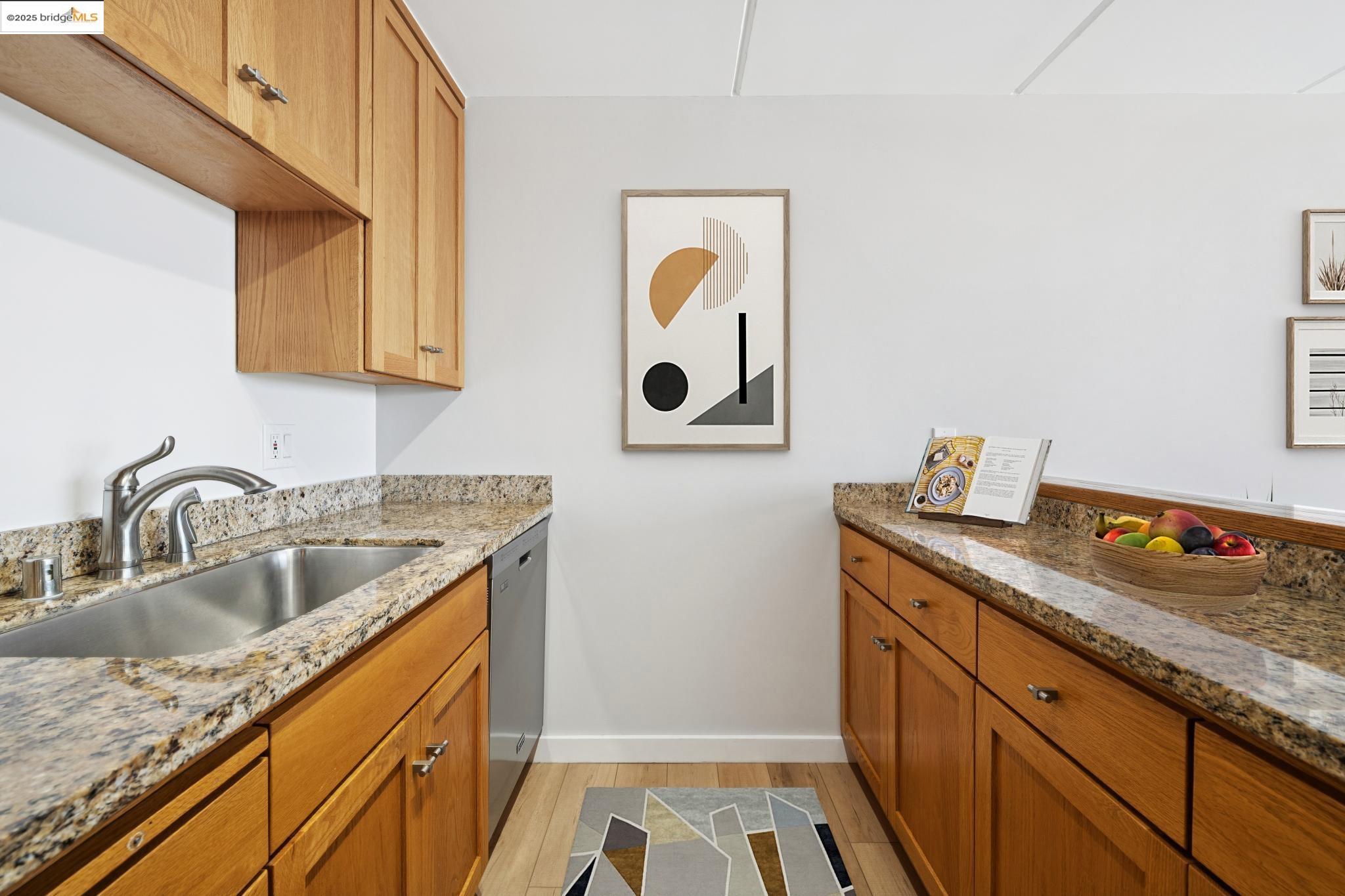 Photo #2: 41101309 Listing 
