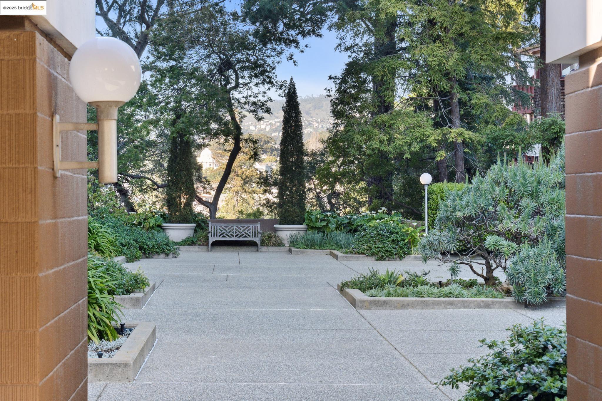 Photo #37: 41101309 Listing: Photo #37