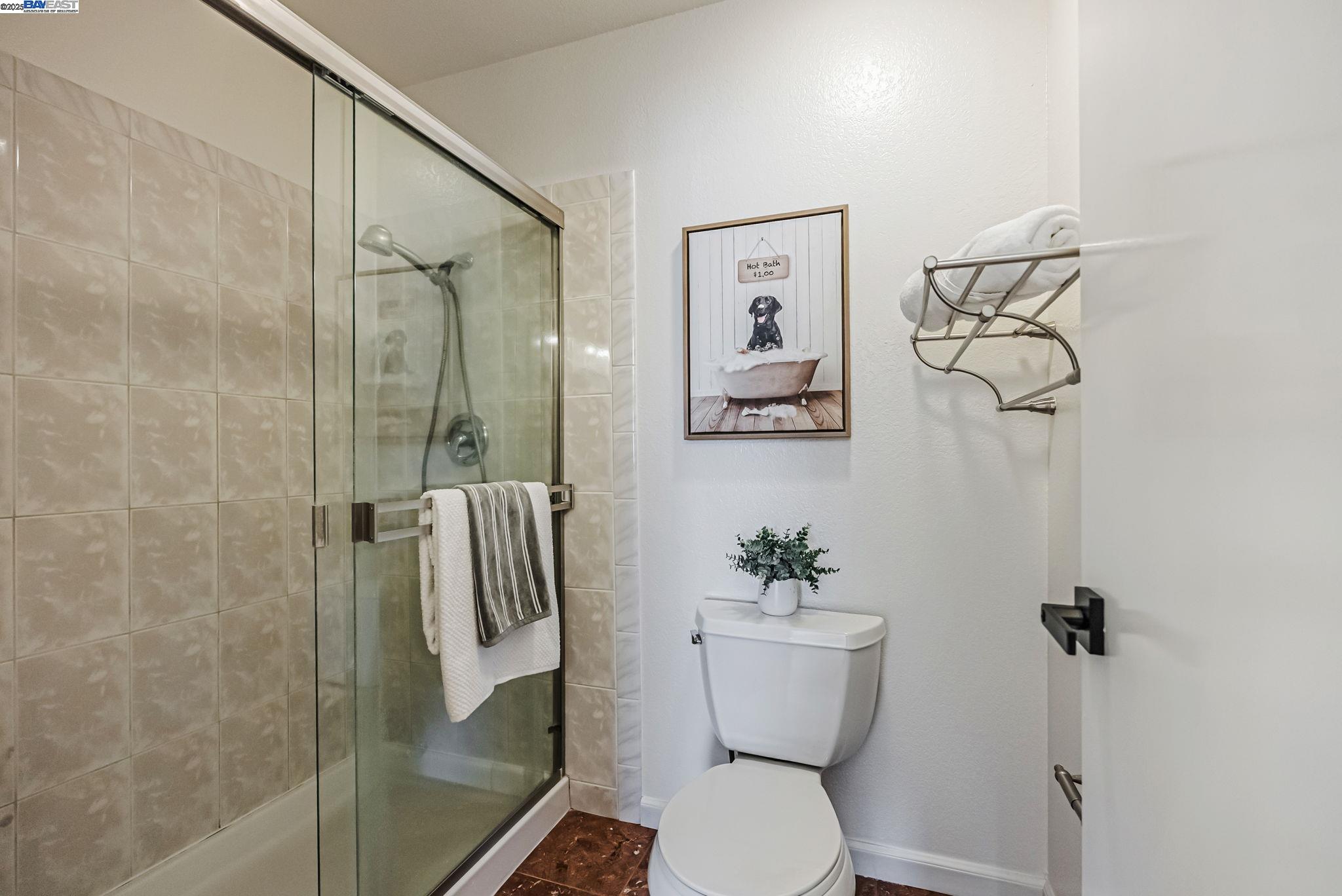 34722 Siward Drive, Fremont, California 94555, 4 Bedrooms Bedrooms, 7 Rooms Rooms,2 BathroomsBathrooms,Residential,For Sale,34722 Siward Drive,41101310